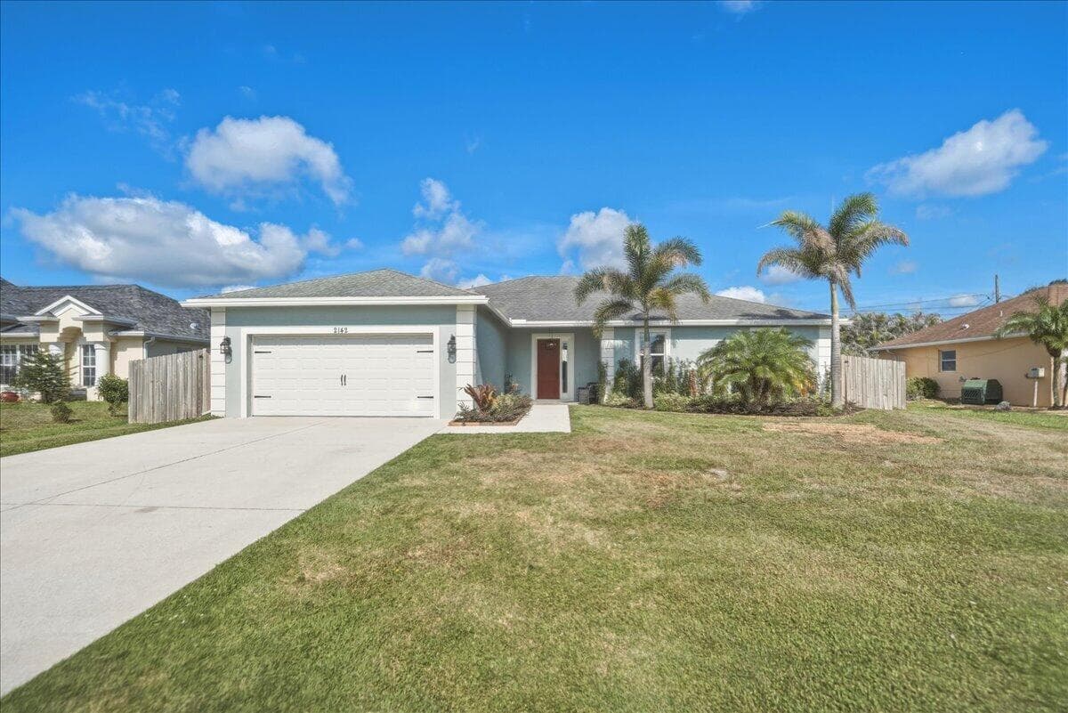 2142 Pruitt Port St. Lucie FL 34953 — photo 1