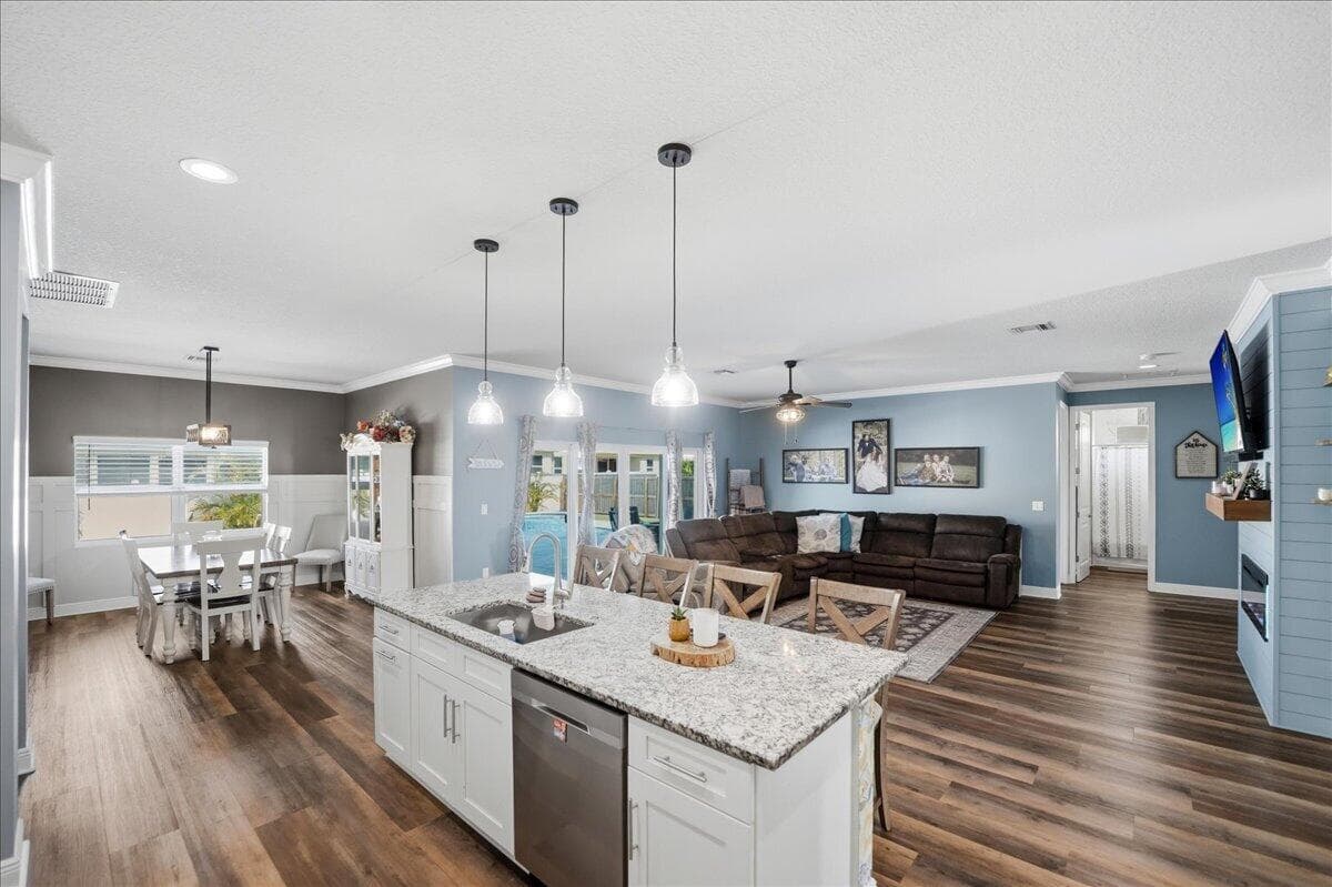 2142 Pruitt Port St. Lucie FL 34953 — thumbnail 10 of 37