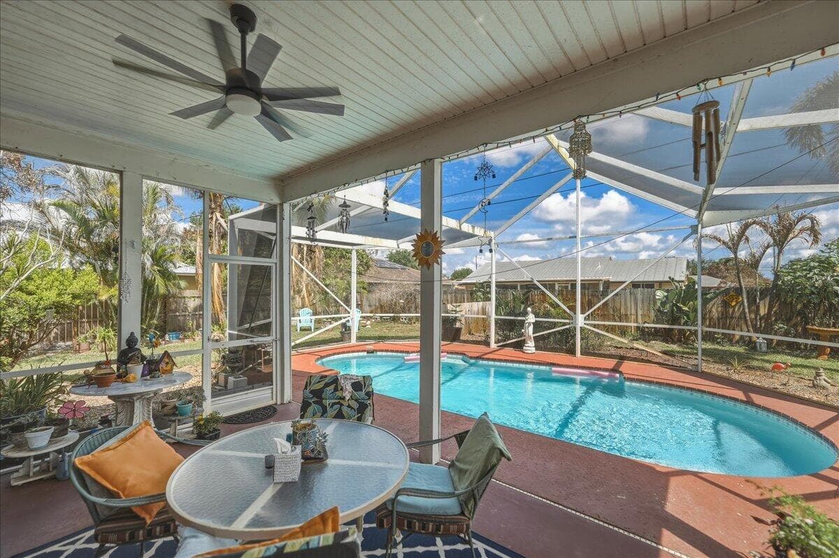 437 Kaabe Port St. Lucie FL 34953 — thumbnail 22 of 29