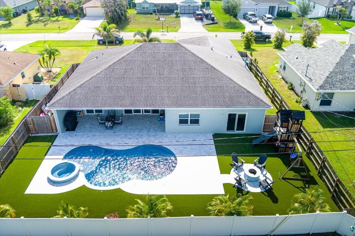 2142 Pruitt Port St. Lucie FL 34953 — thumbnail 35 of 37
