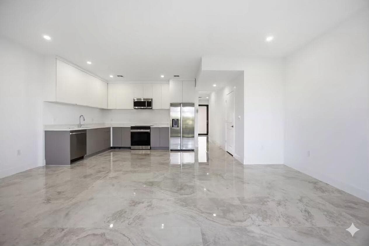 1546 1st Pompano Beach FL 33060 — thumbnail 8 of 28