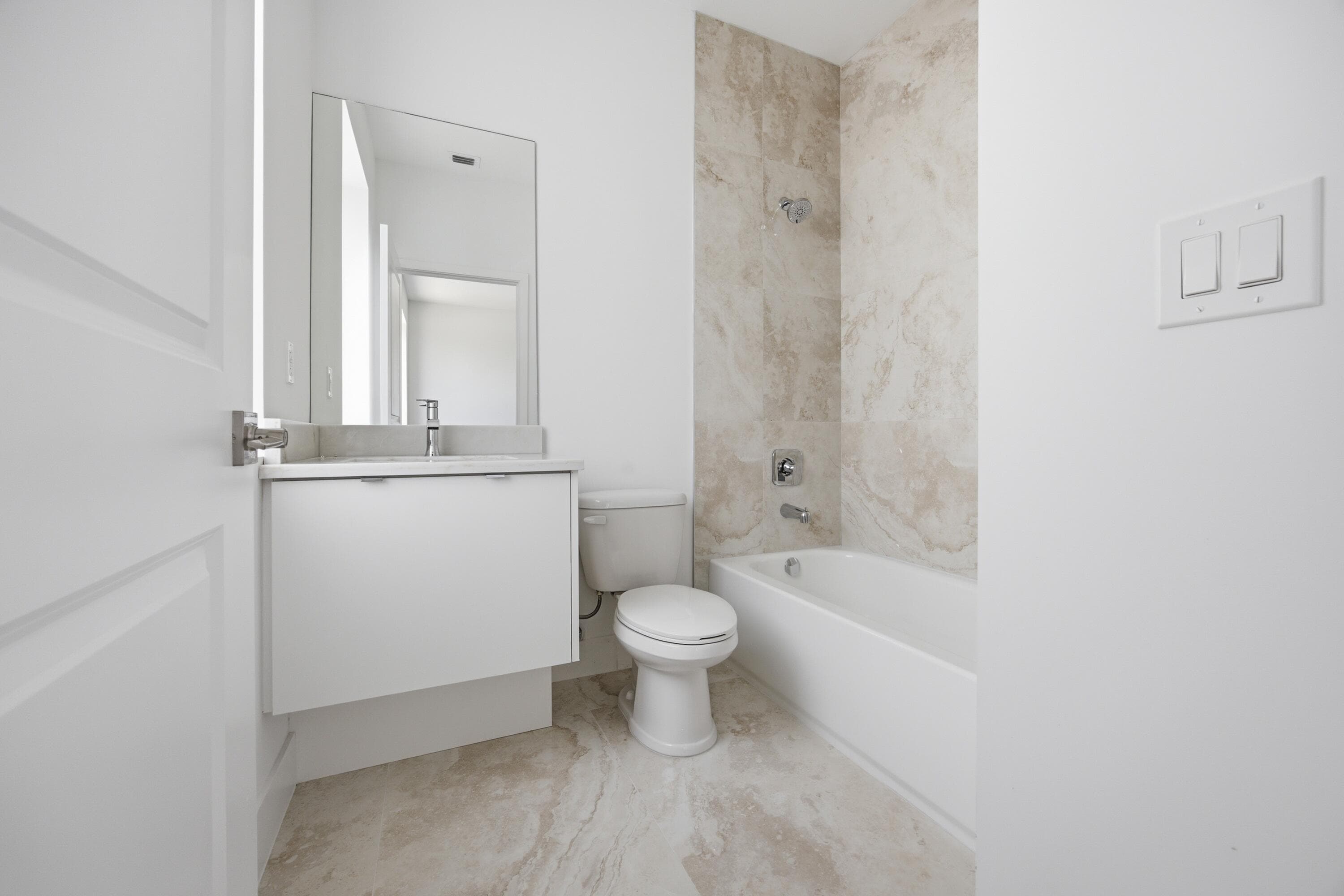 1546 1st Pompano Beach FL 33060 — thumbnail 24 of 28