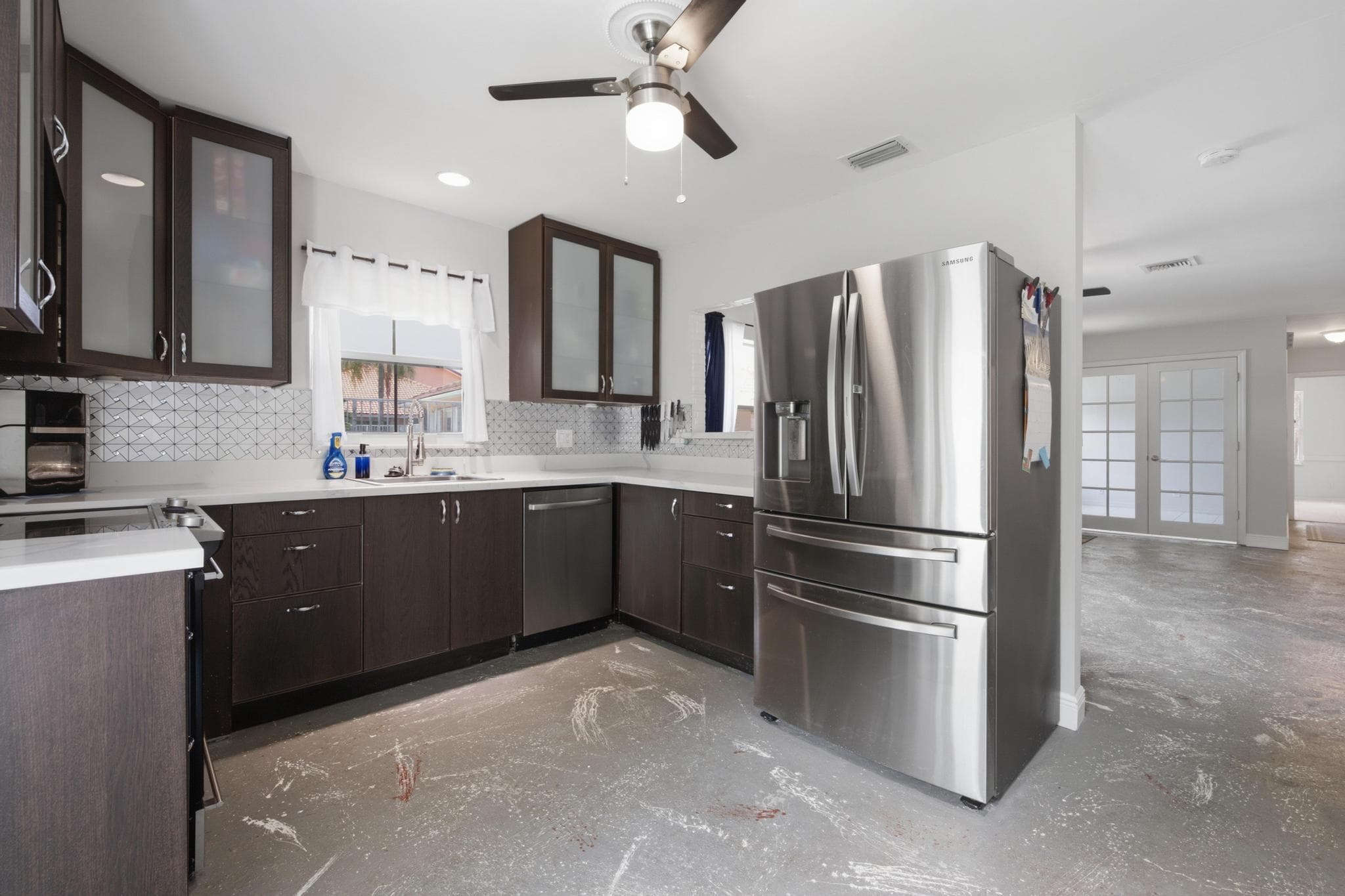 8417 40th Sunrise FL 33351 — thumbnail 9 of 27