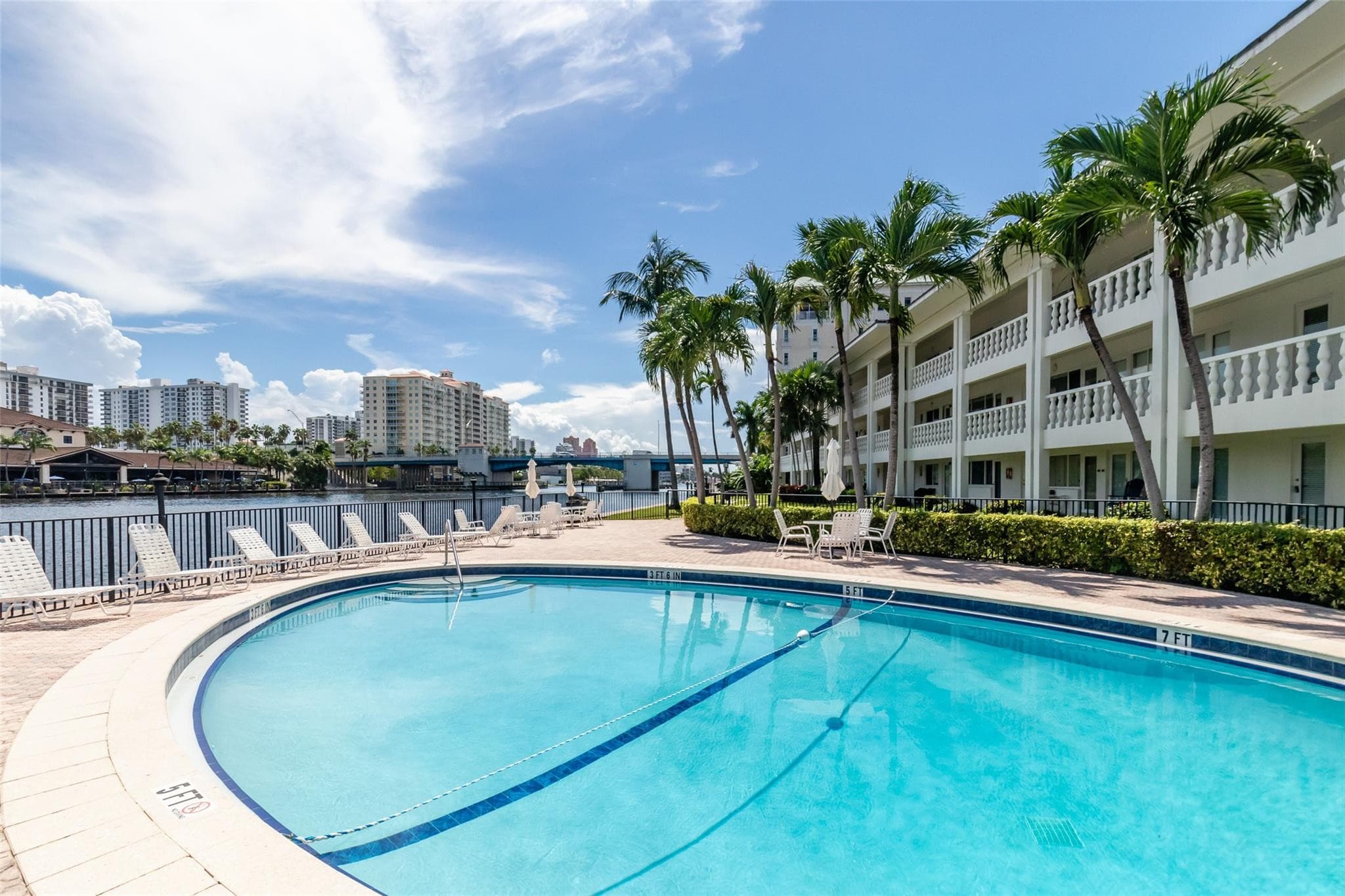 2881 32nd #119 Fort Lauderdale FL 33306 — thumbnail 39 of 44