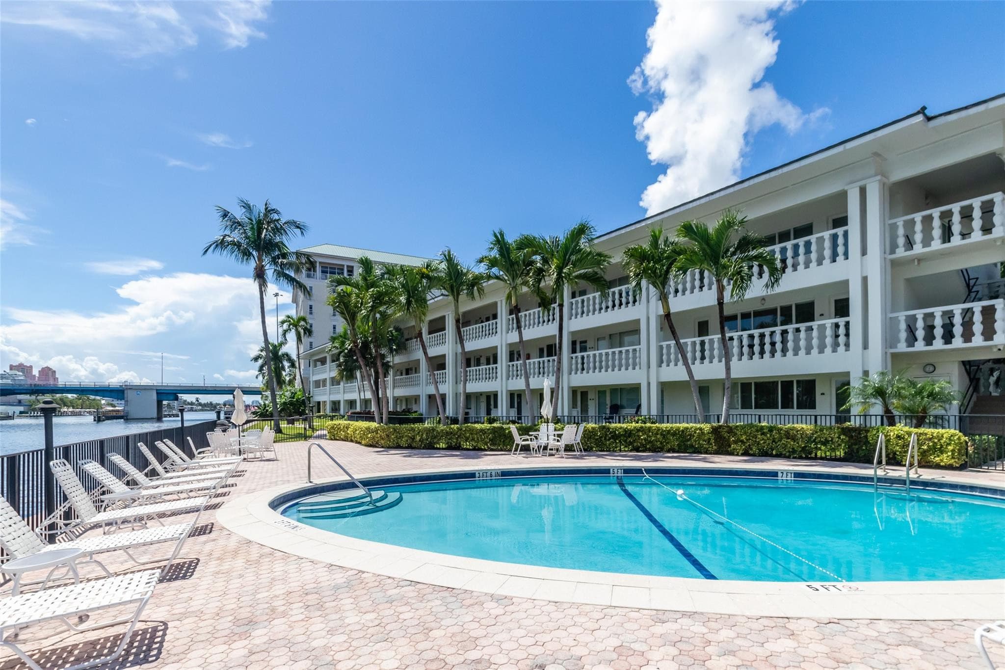 2881 32nd #119 Fort Lauderdale FL 33306 — thumbnail 41 of 44