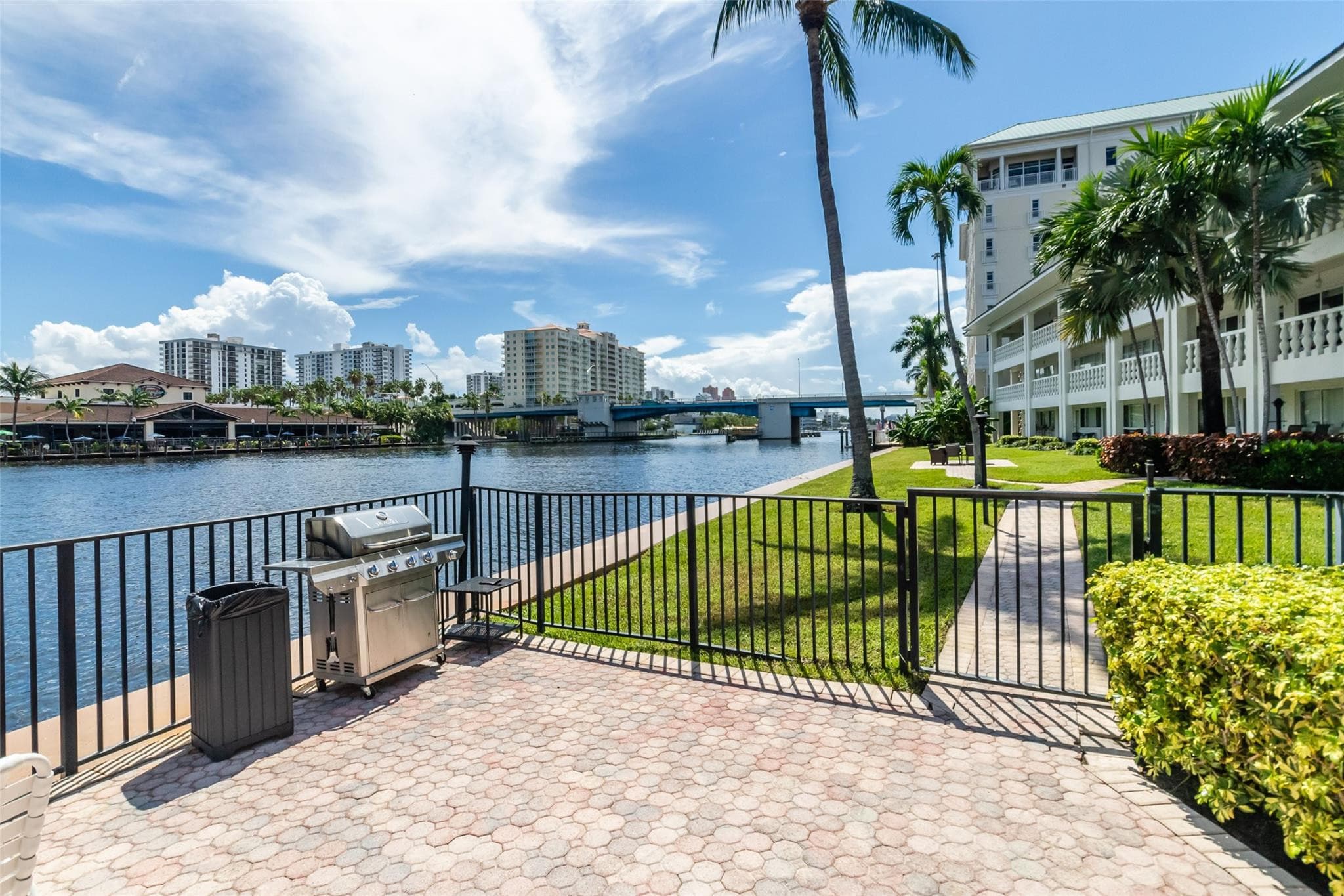 2881 32nd #119 Fort Lauderdale FL 33306 — thumbnail 42 of 44