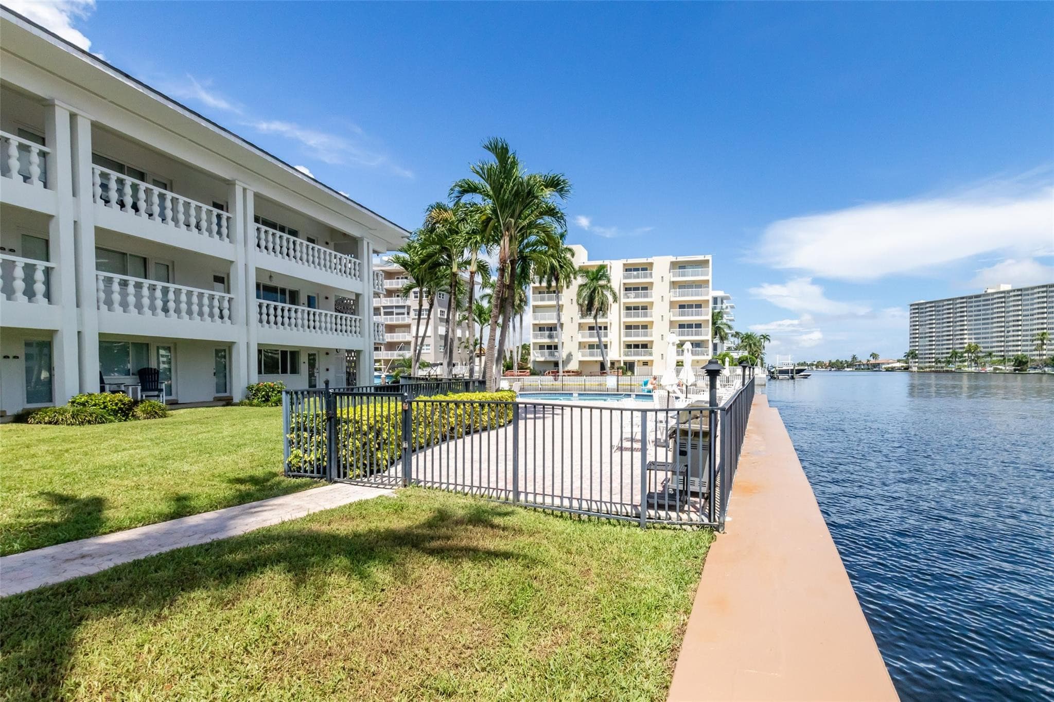2881 32nd #119 Fort Lauderdale FL 33306 — thumbnail 43 of 44