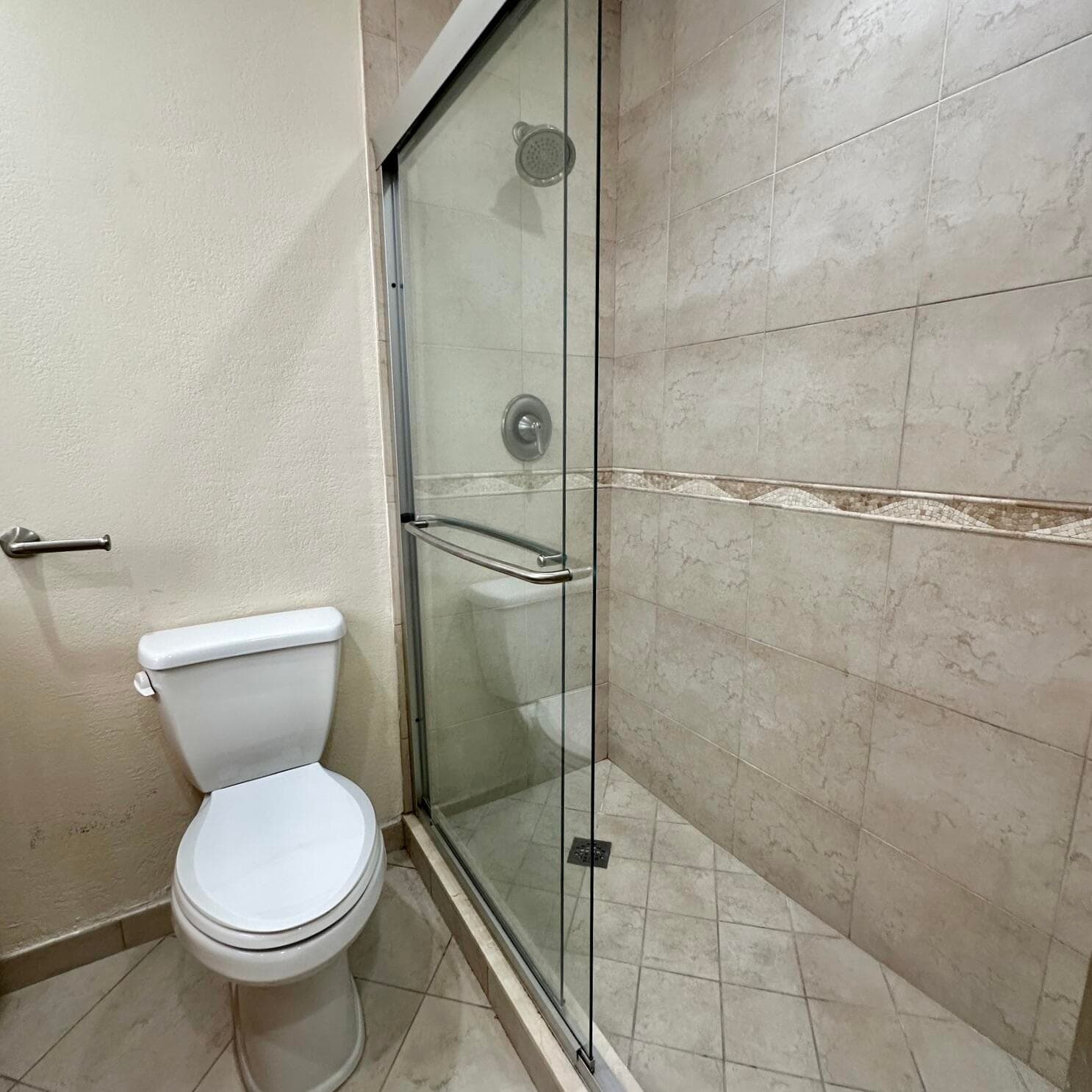 815 Middle River #110 Fort Lauderdale FL 33304 — thumbnail 13 of 22