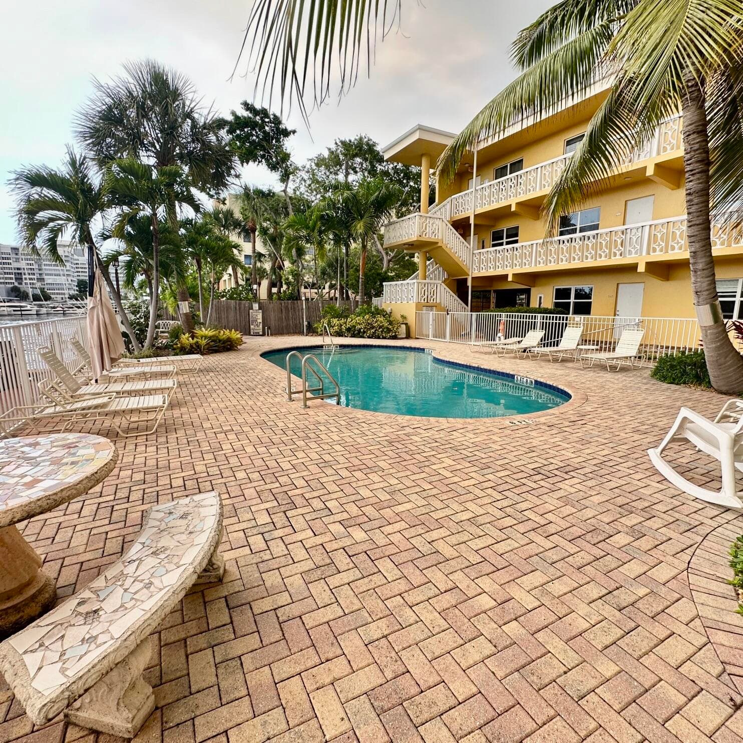 815 Middle River #110 Fort Lauderdale FL 33304 — thumbnail 16 of 22