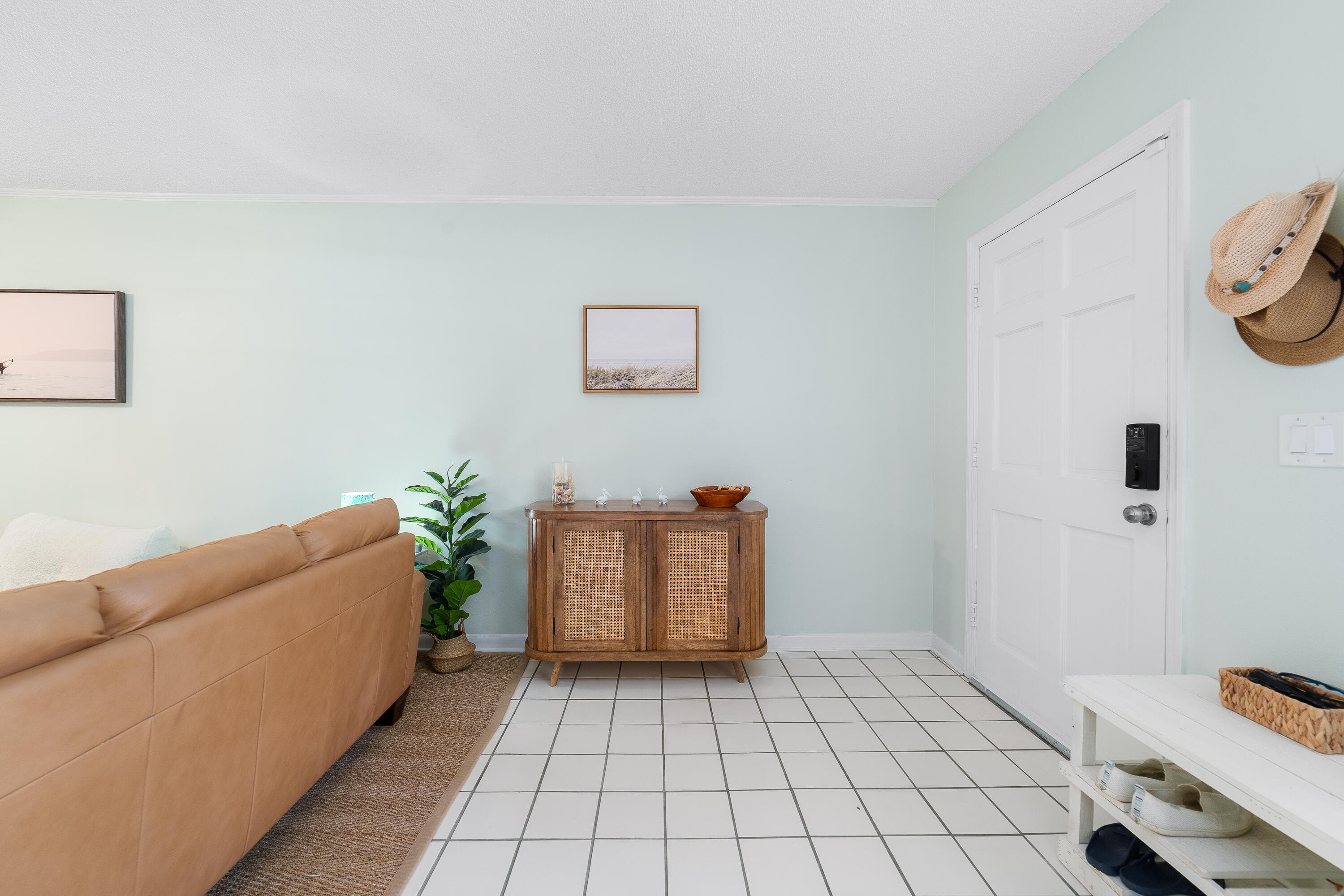 839 Camelia #8 Vero Beach FL 32963 — thumbnail 4 of 45