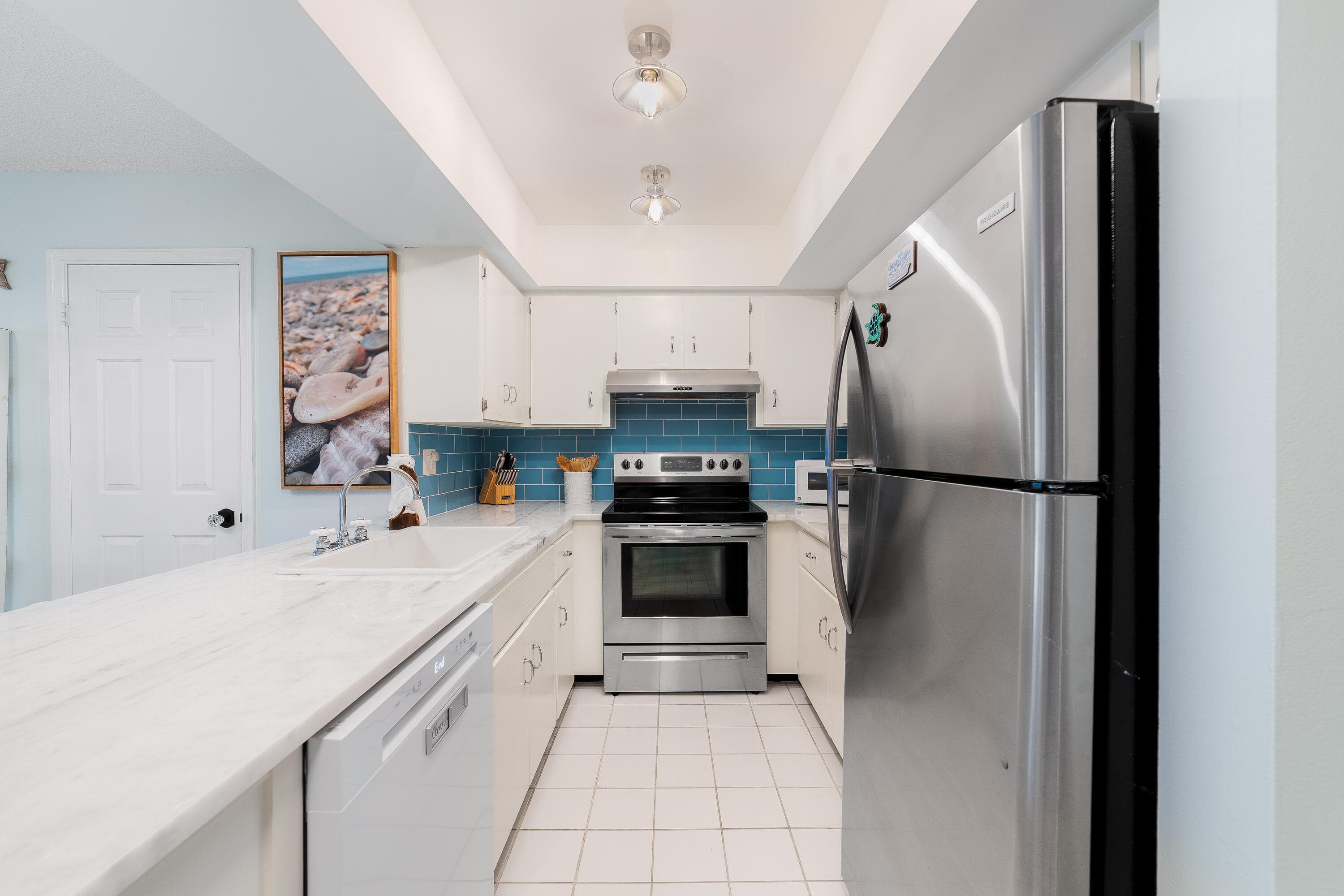 839 Camelia #8 Vero Beach FL 32963 — thumbnail 11 of 45