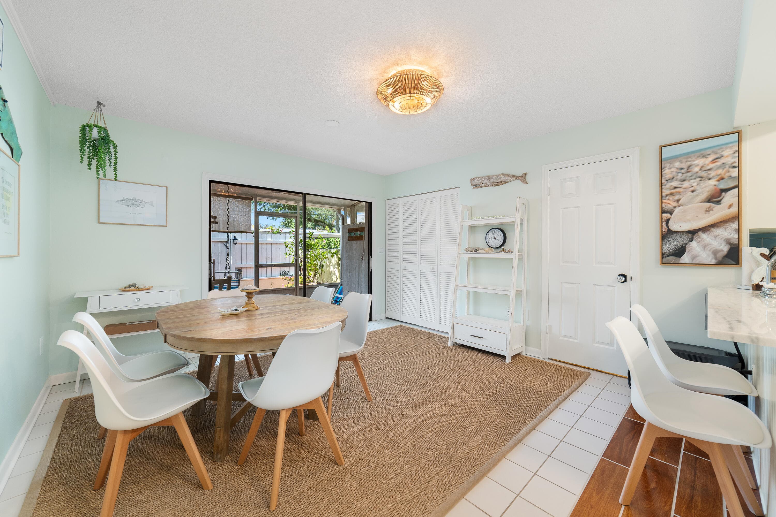 839 Camelia #8 Vero Beach FL 32963 — thumbnail 13 of 45