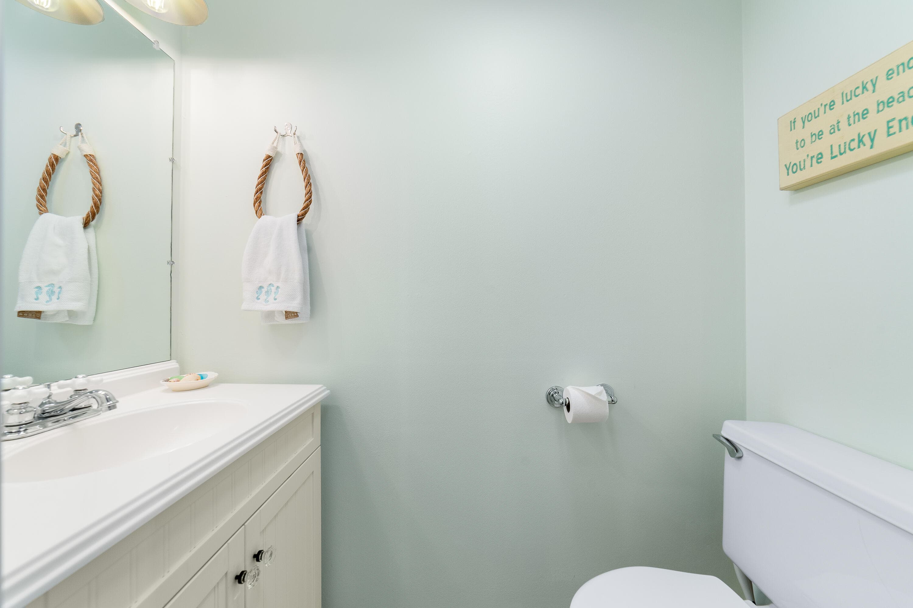 839 Camelia #8 Vero Beach FL 32963 — thumbnail 16 of 45