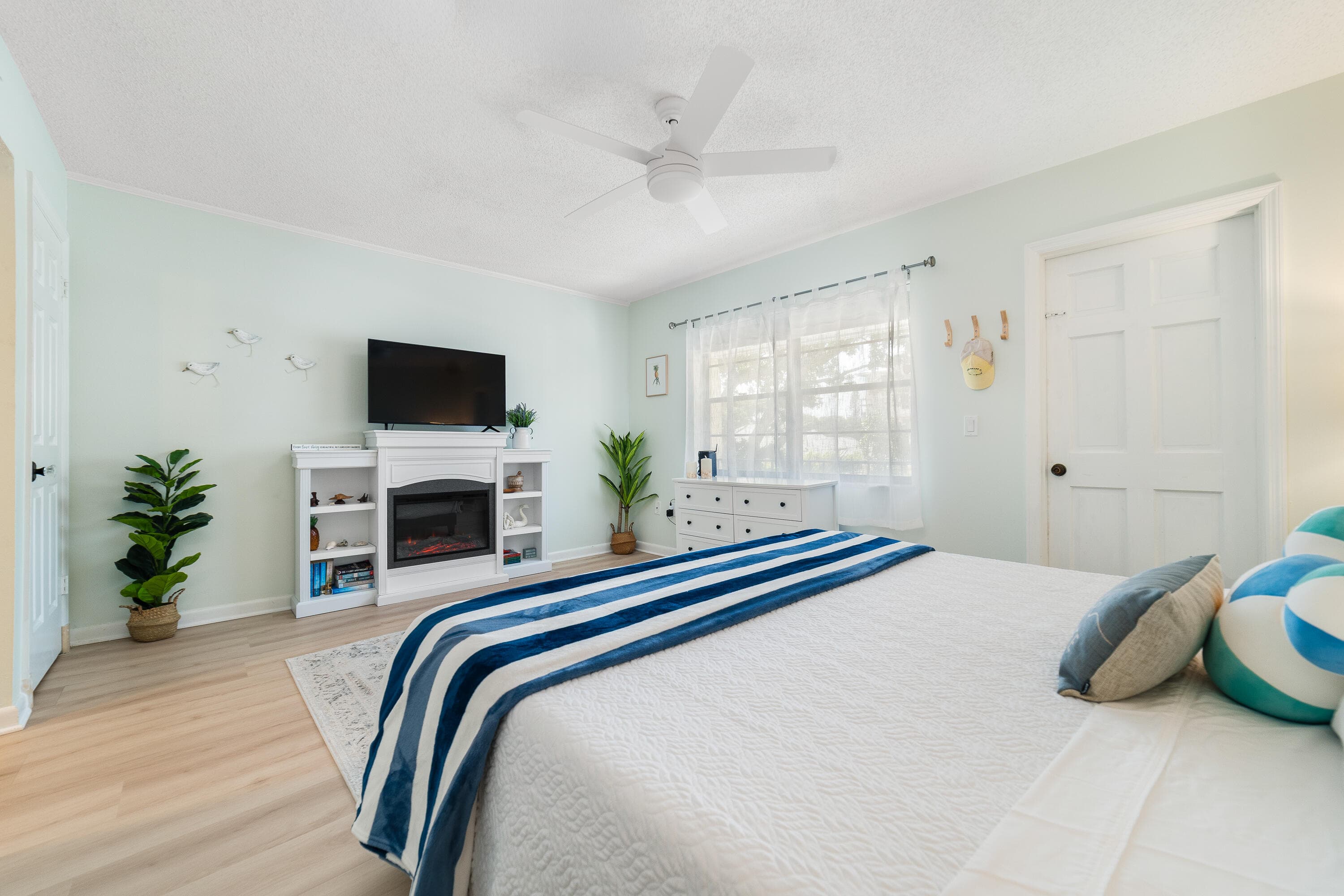 839 Camelia #8 Vero Beach FL 32963 — thumbnail 23 of 45