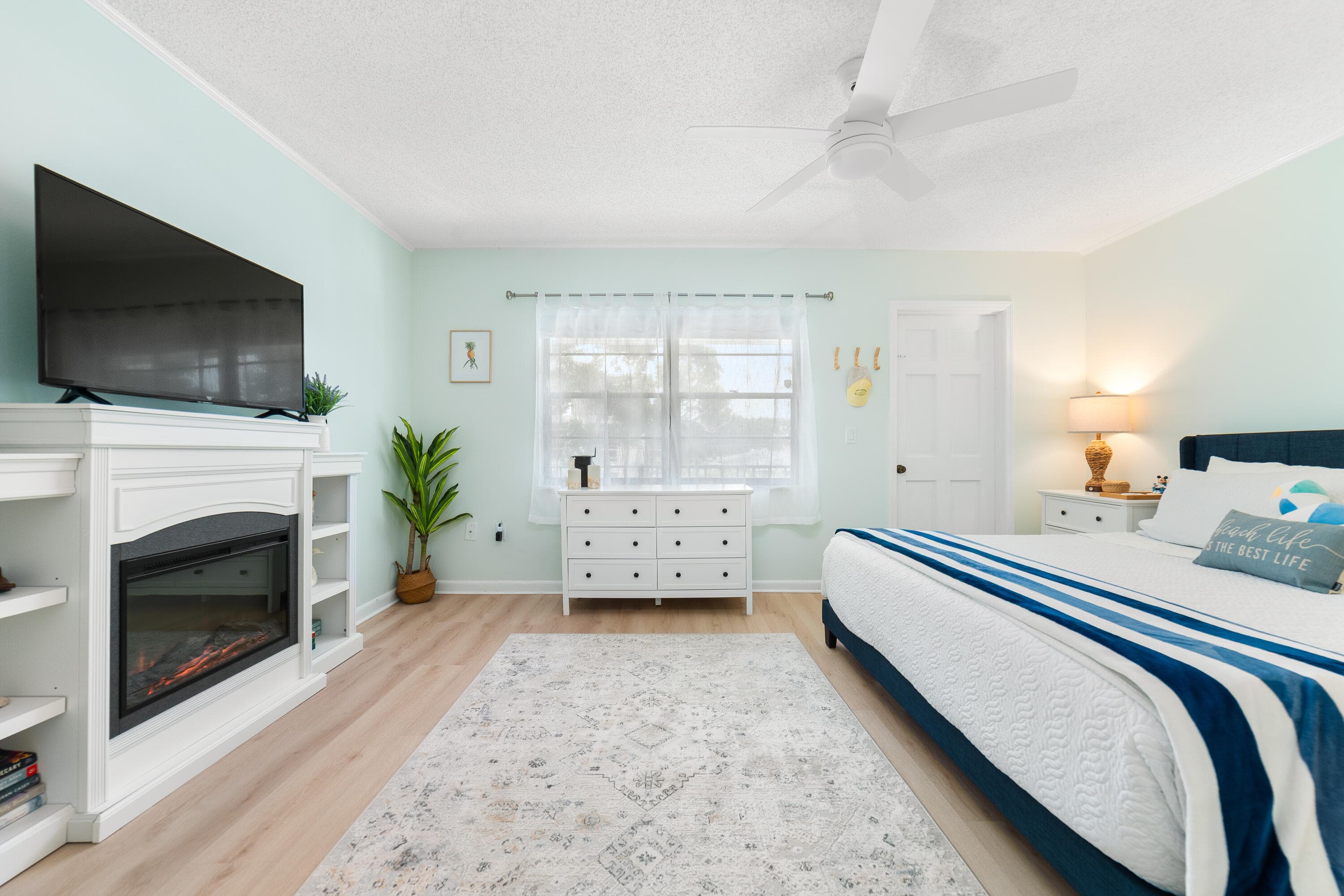 839 Camelia #8 Vero Beach FL 32963 — thumbnail 24 of 45