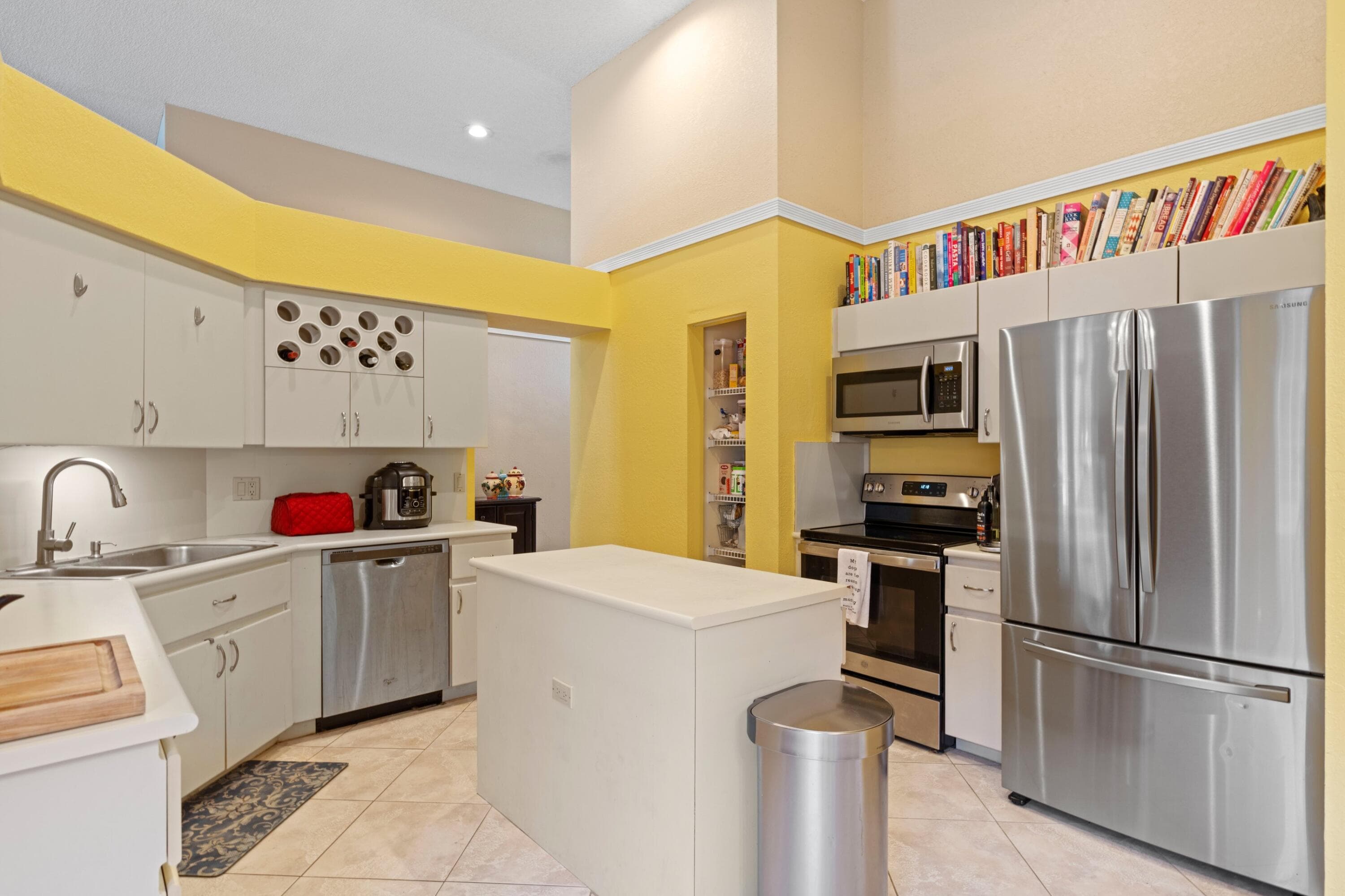 10333 Buena Ventura Boca Raton FL 33498 — thumbnail 8 of 33