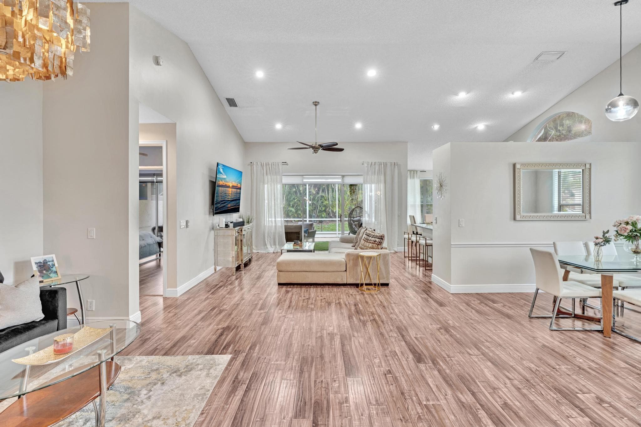7445 Rockbridge Lake Worth FL 33467 — thumbnail 10 of 90