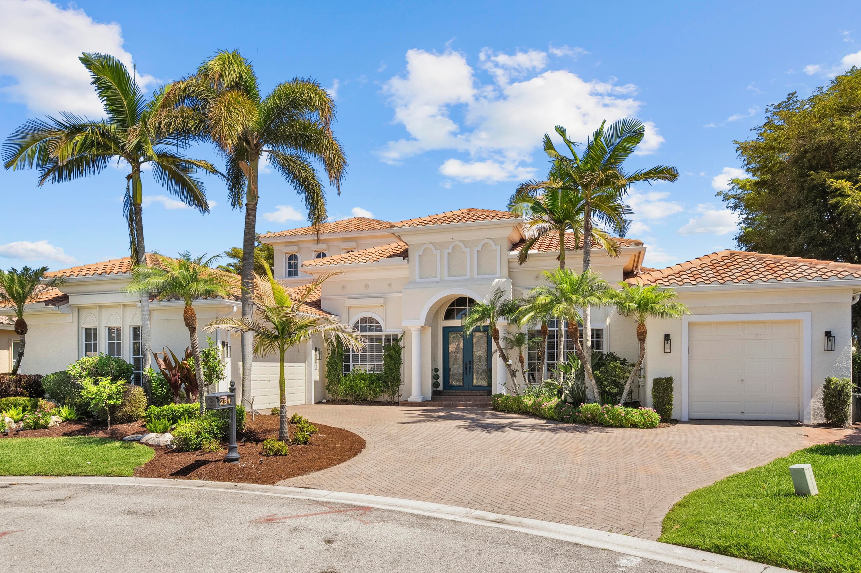 281 Hatteras Palm City FL 34990 — photo 1