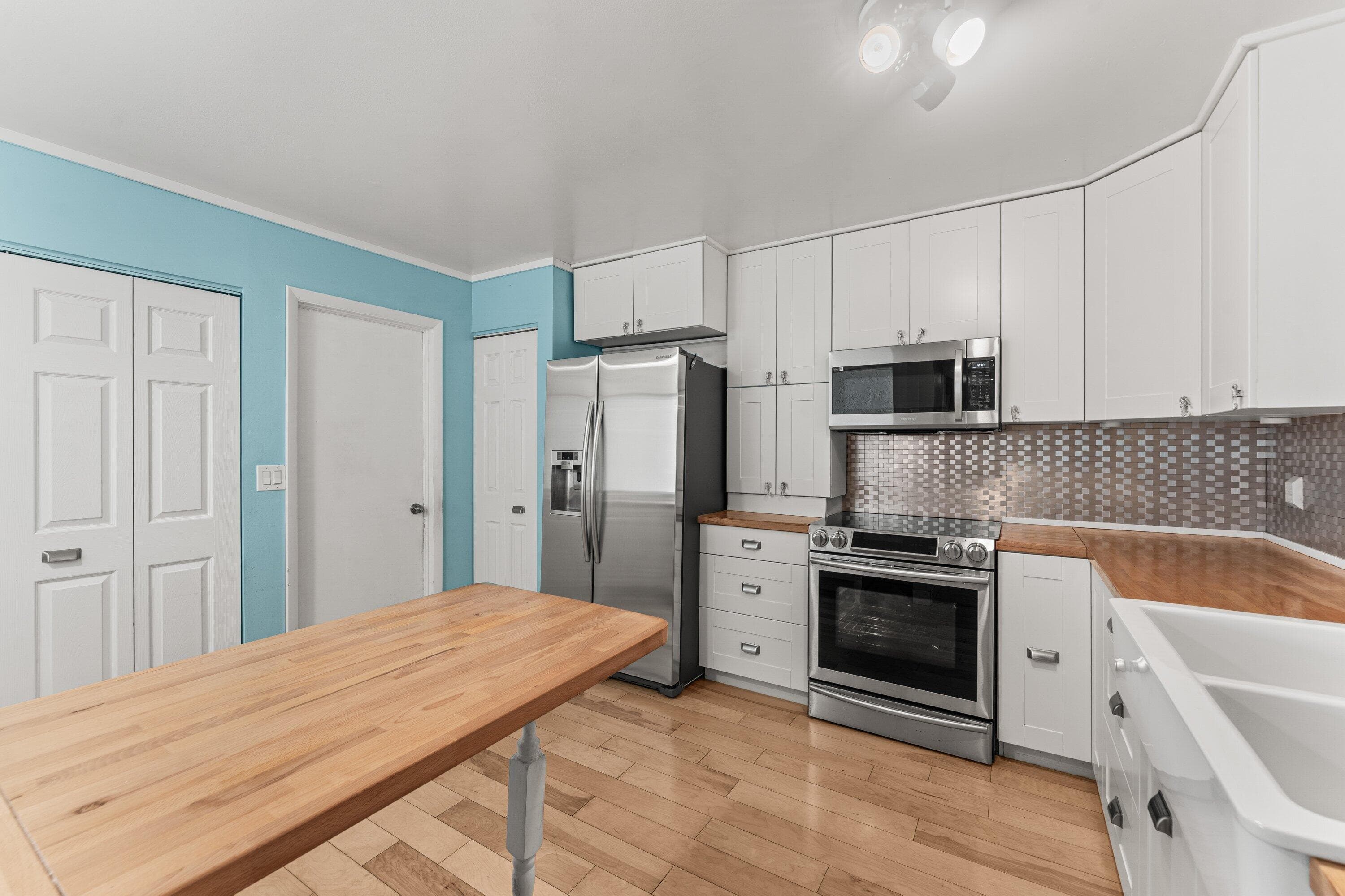 3861 1st Deerfield Beach FL 33442 — thumbnail 11 of 34