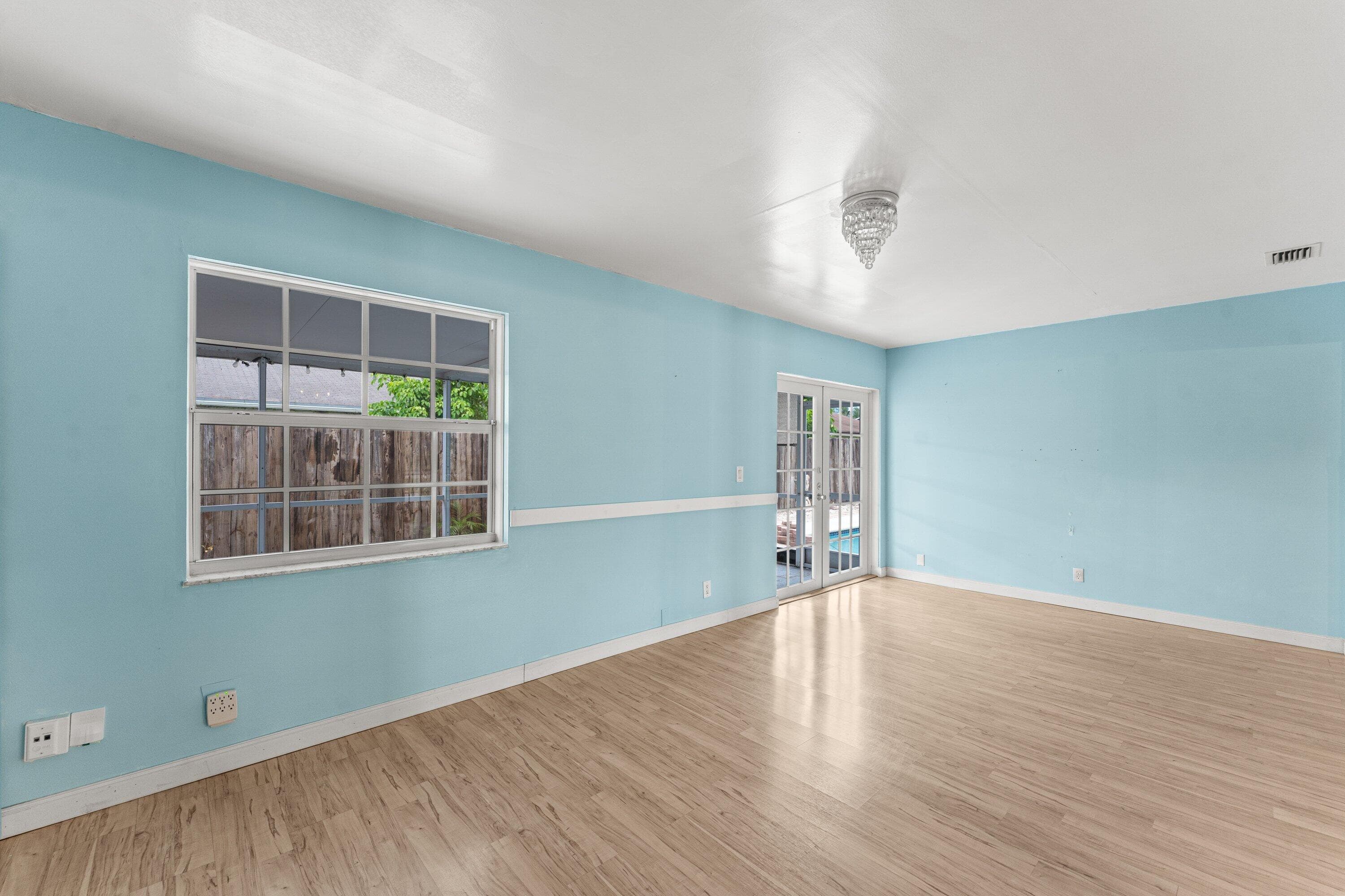 3861 1st Deerfield Beach FL 33442 — thumbnail 15 of 34