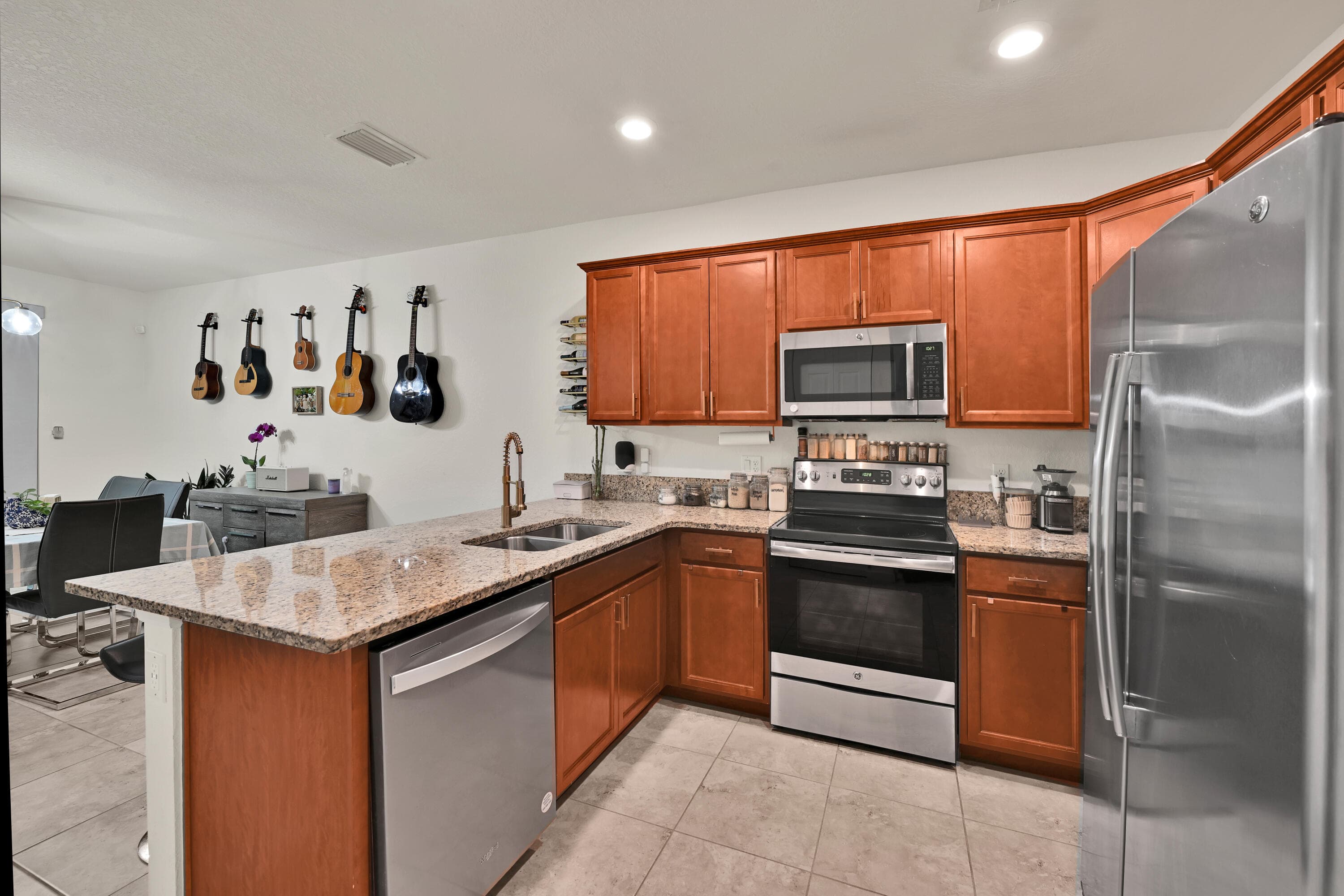 6977 Broadland Coconut Creek FL 33073 — thumbnail 6 of 19