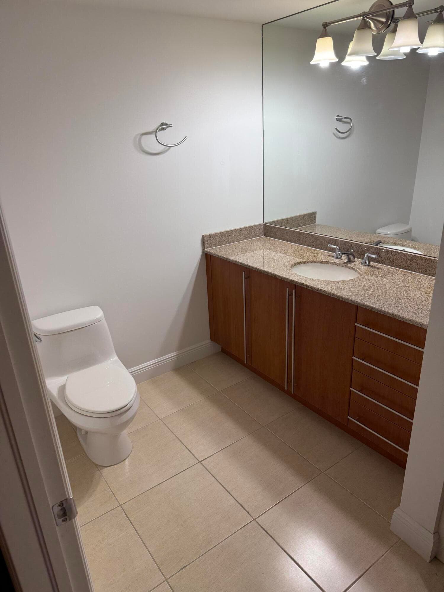 610 Clematis #812 West Palm Beach FL 33401 — thumbnail 10 of 24