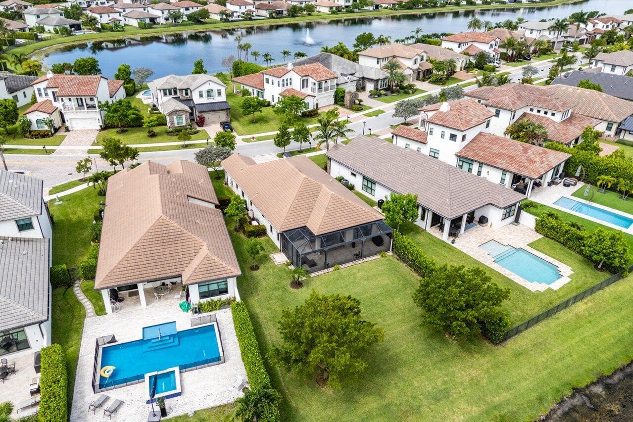 9131 Grand Prix Boynton Beach FL 33472 — thumbnail 39 of 54