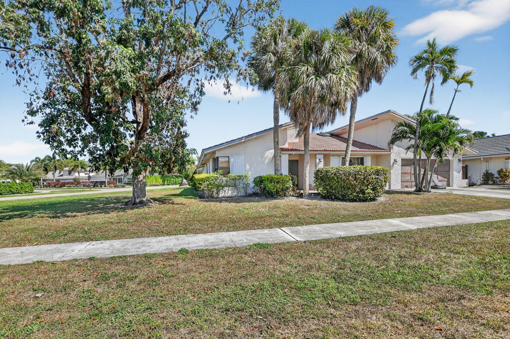 22220 Morning Glory Boca Raton FL 33433 — thumbnail 7 of 71