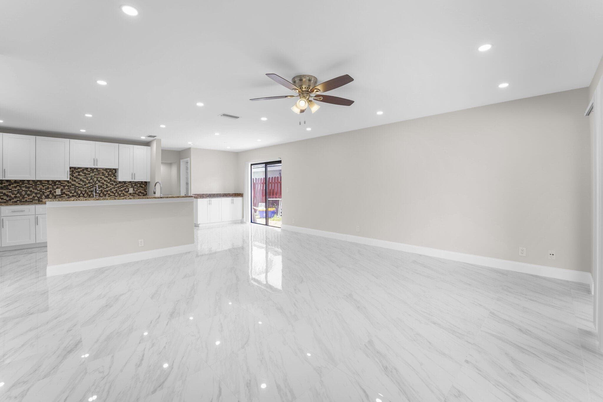 22207 Alyssum Boca Raton FL 33433 — thumbnail 11 of 32