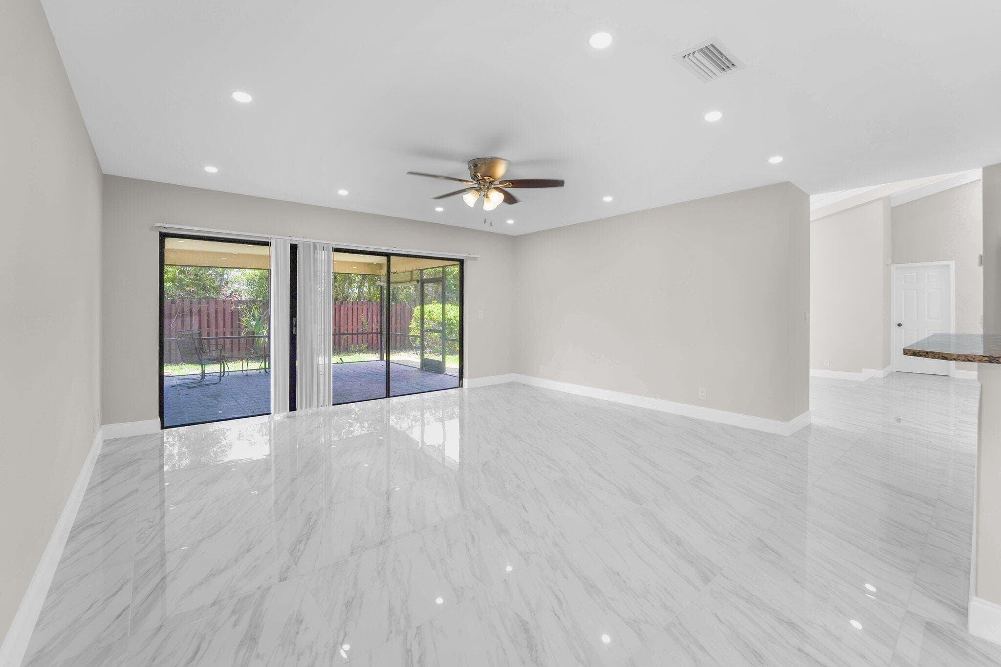 22207 Alyssum Boca Raton FL 33433 — thumbnail 14 of 32