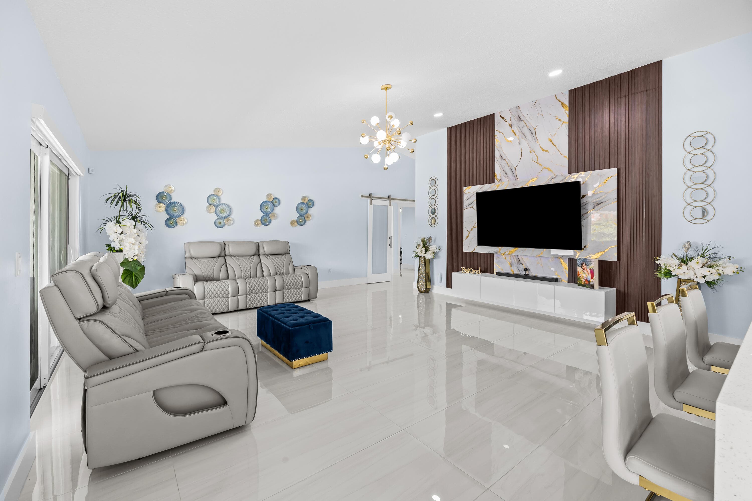 1821 Carissa Lake Clarke Shores FL 33406 — thumbnail 15 of 53