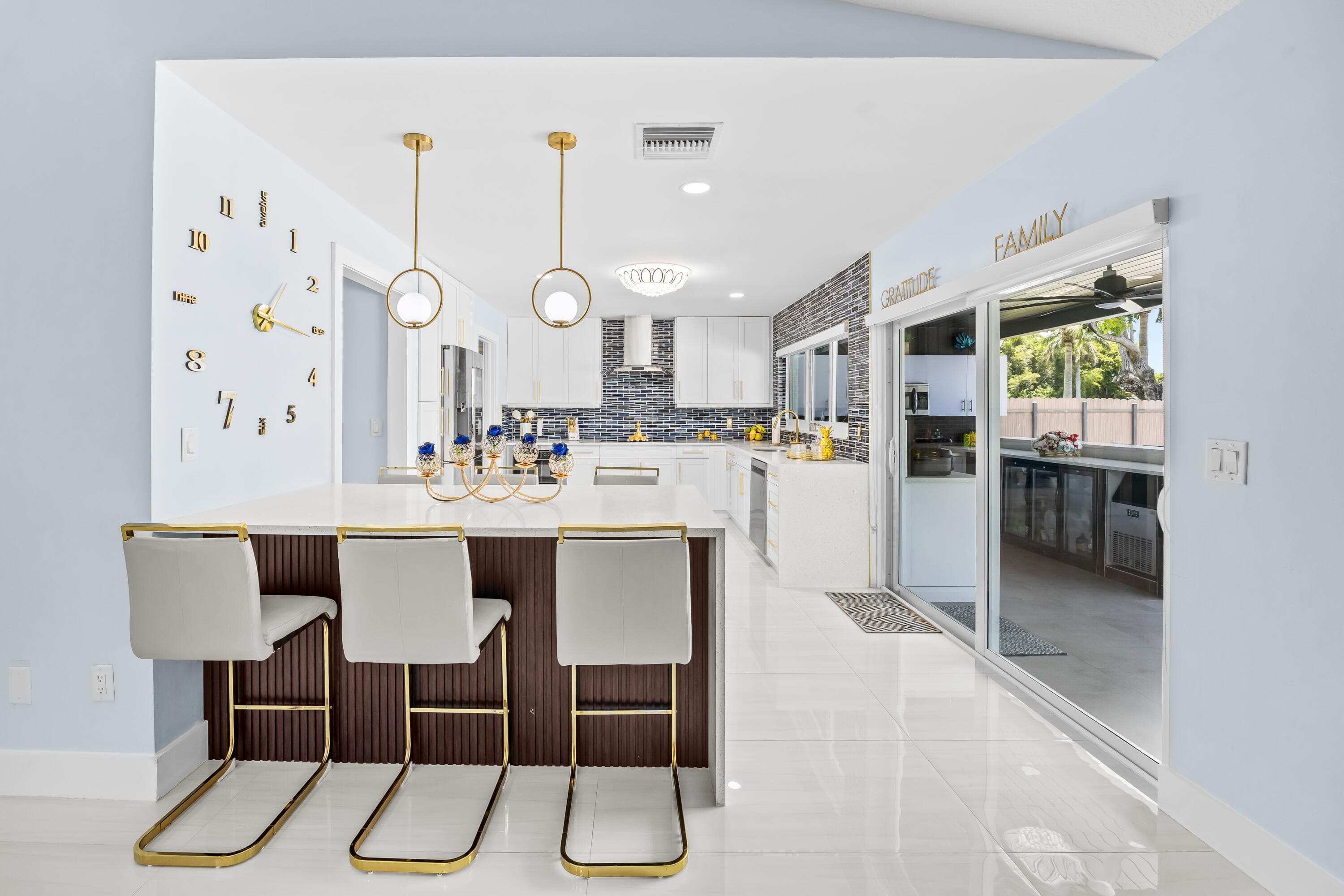 1821 Carissa Lake Clarke Shores FL 33406 — thumbnail 17 of 53