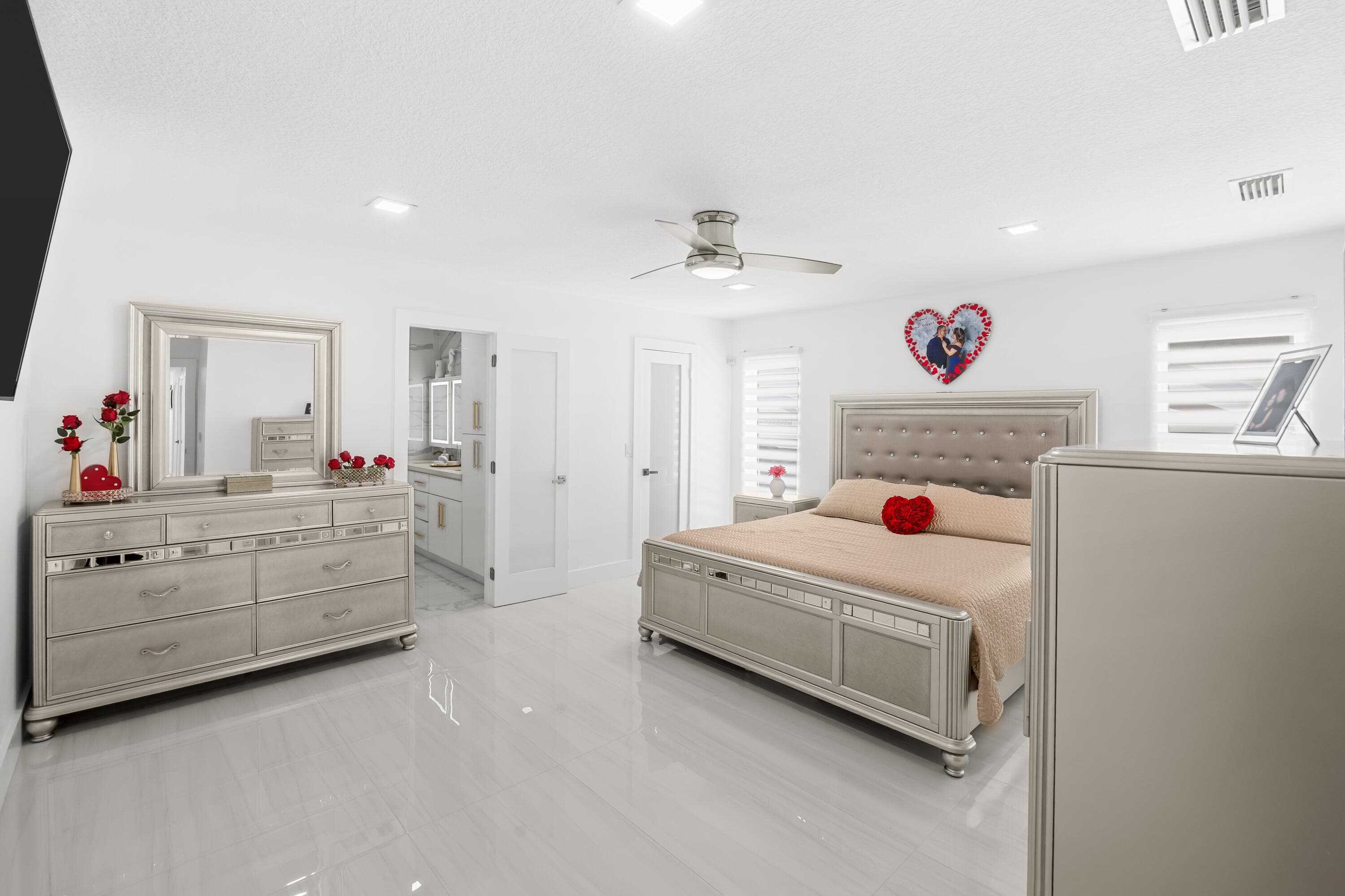 1821 Carissa Lake Clarke Shores FL 33406 — thumbnail 25 of 53