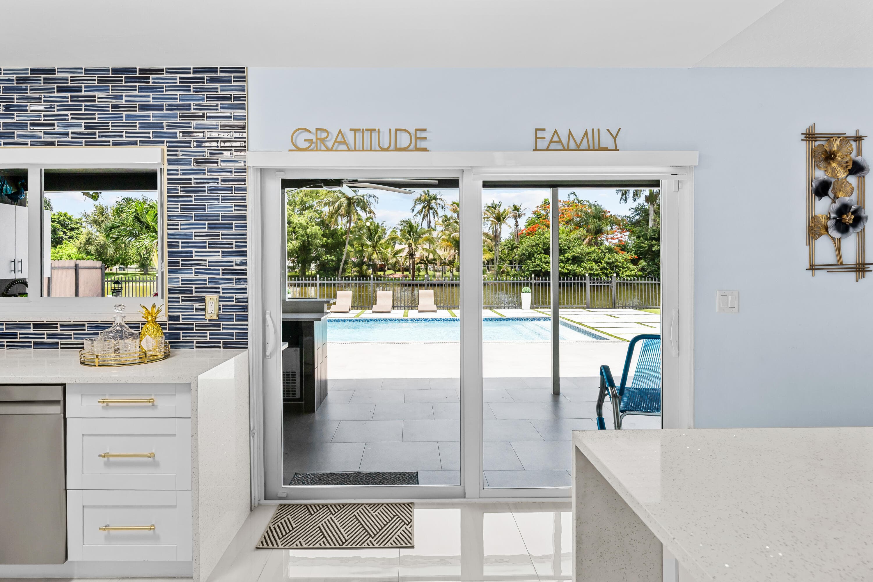 1821 Carissa Lake Clarke Shores FL 33406 — thumbnail 23 of 53
