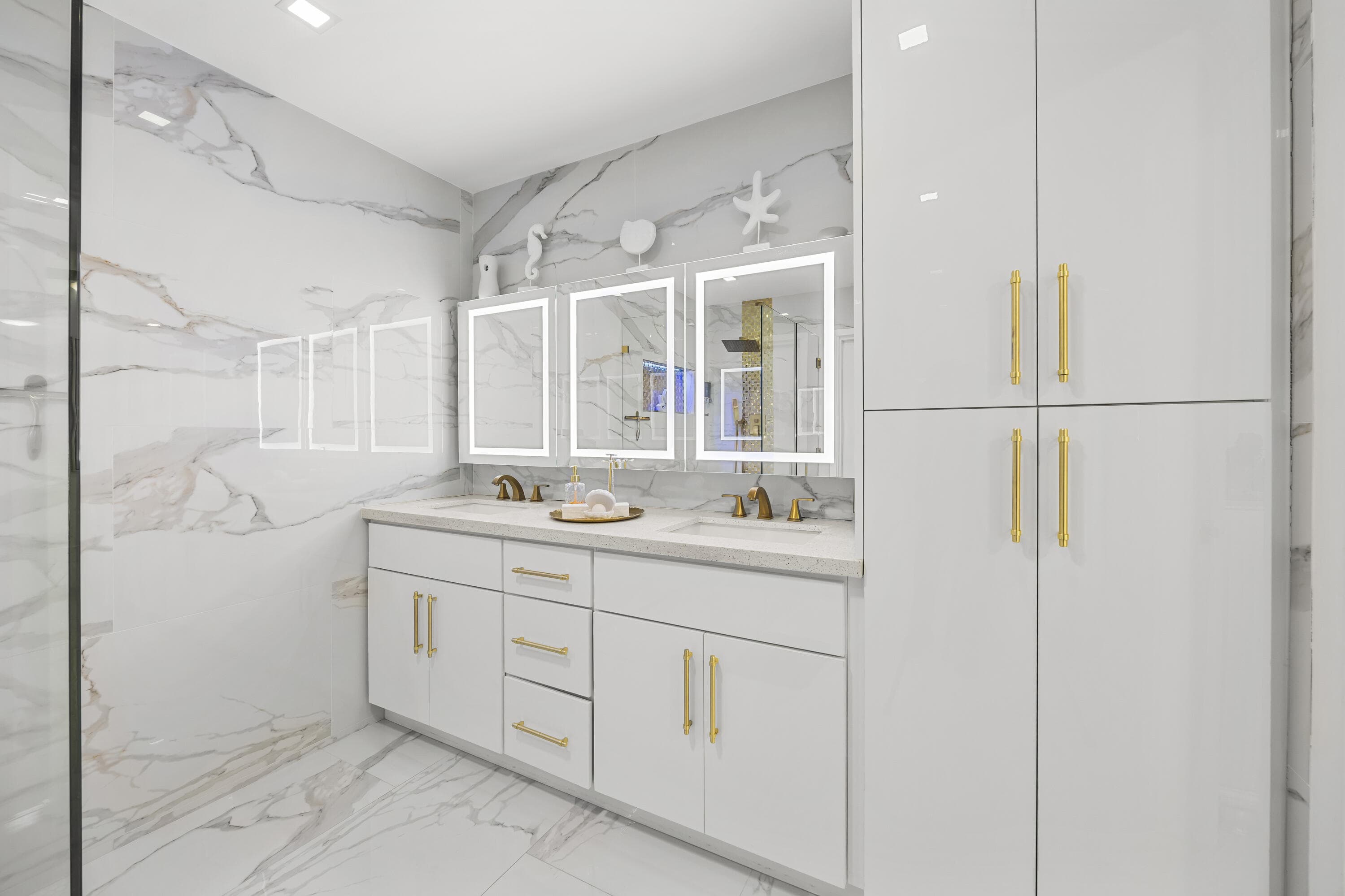1821 Carissa Lake Clarke Shores FL 33406 — thumbnail 29 of 53
