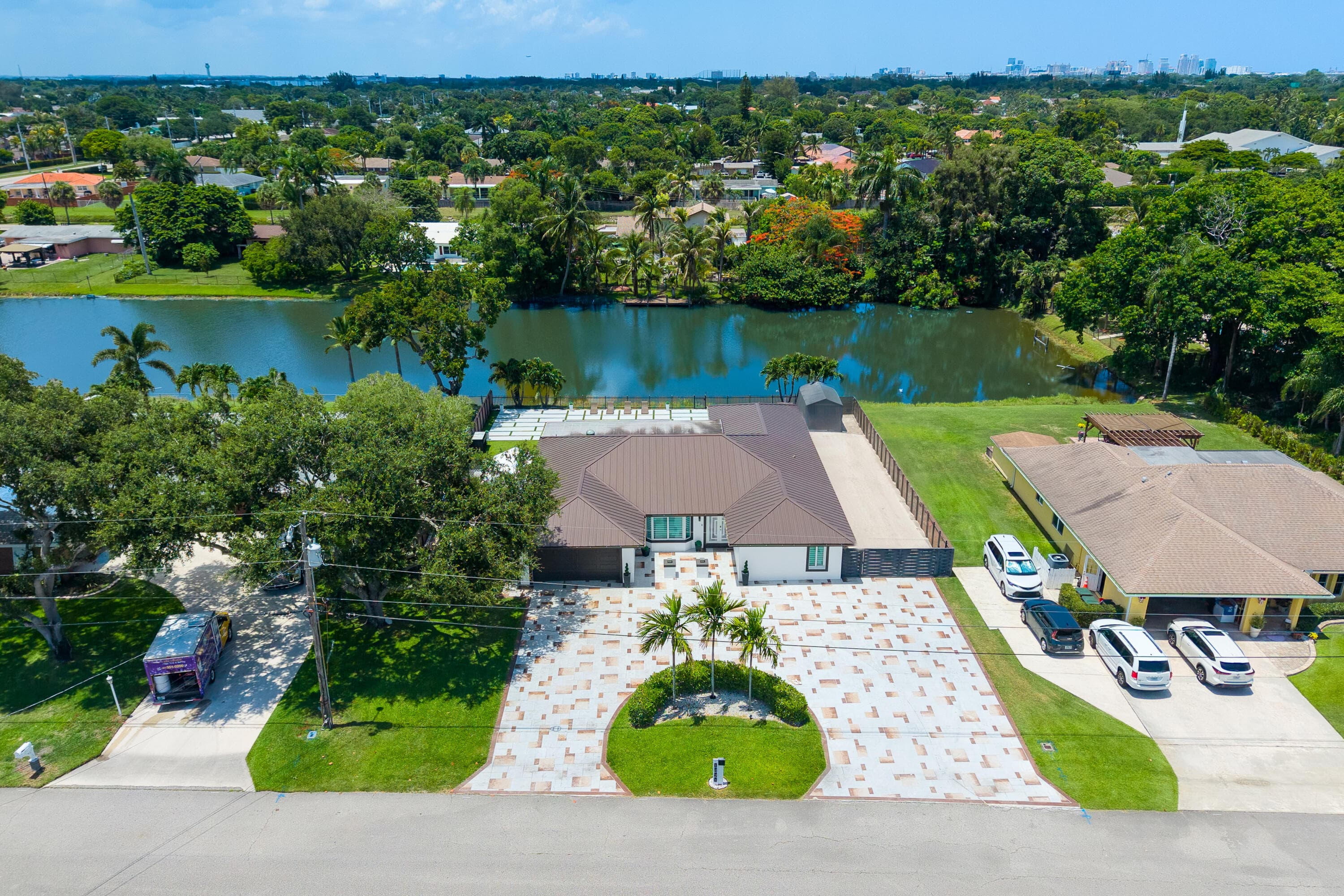 1821 Carissa Lake Clarke Shores FL 33406 — thumbnail 50 of 53