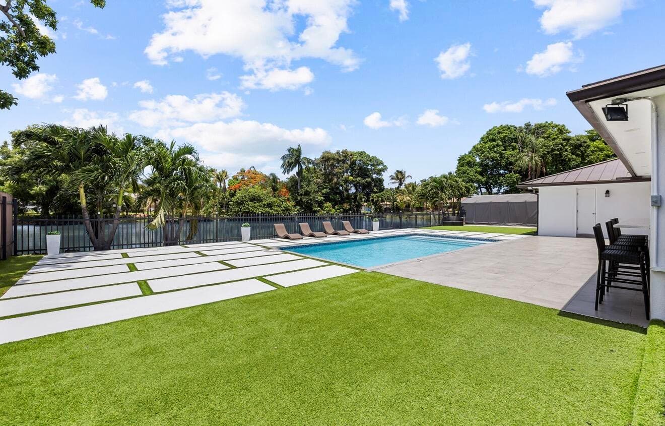 1821 Carissa Lake Clarke Shores FL 33406 — thumbnail 53 of 53