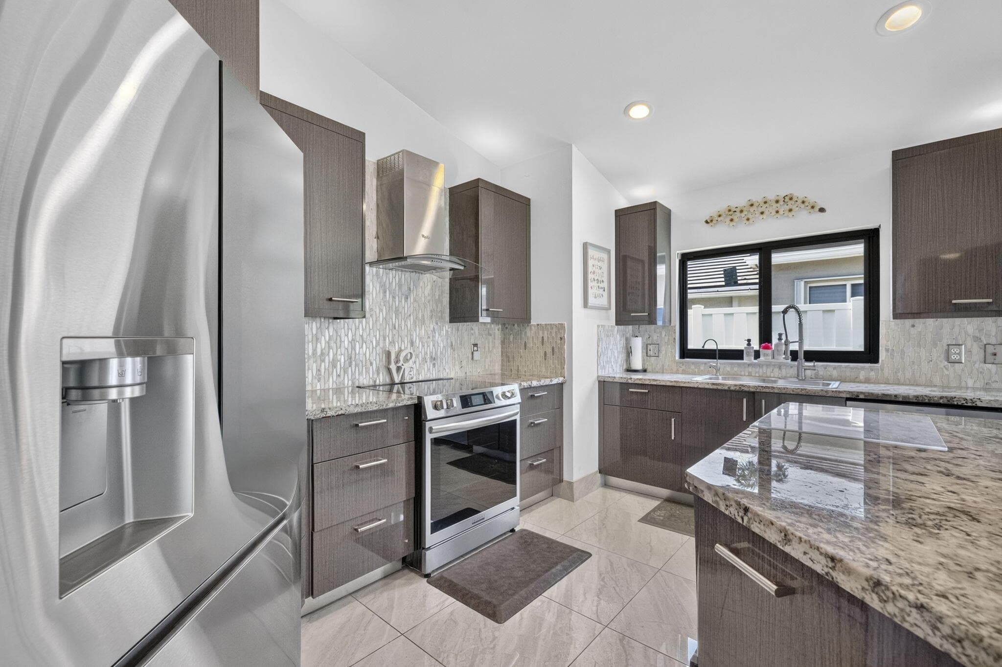 912 132nd Sunrise FL 33325 — thumbnail 20 of 50