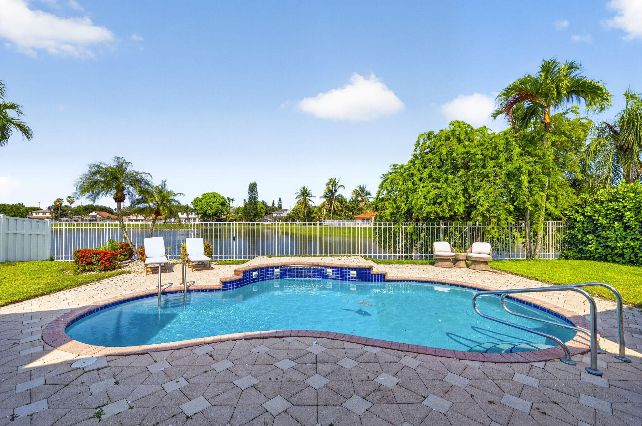 912 132nd Sunrise FL 33325 — thumbnail 5 of 50