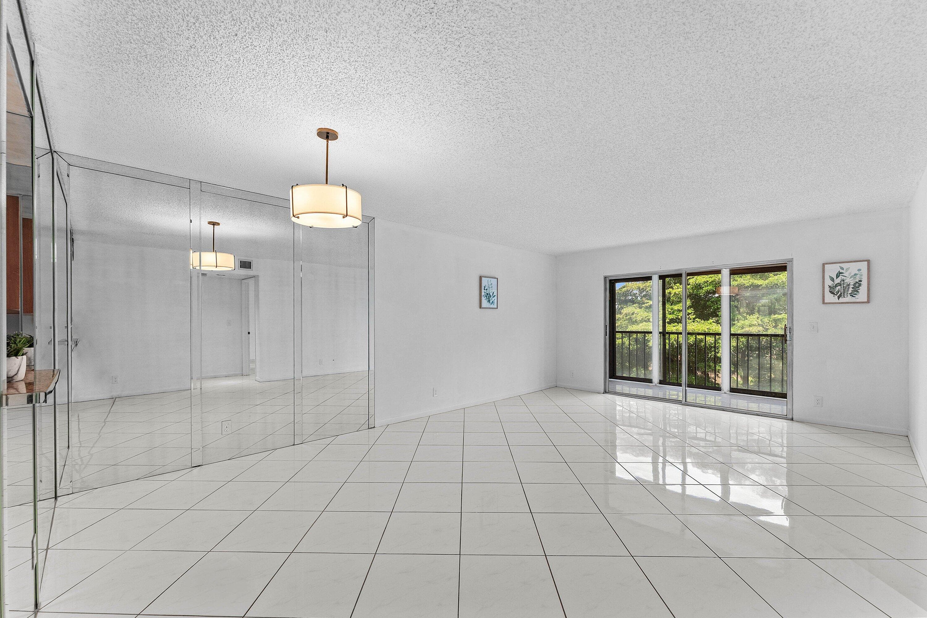 7301 Amberly #402 Delray Beach FL 33446 — thumbnail 16 of 70