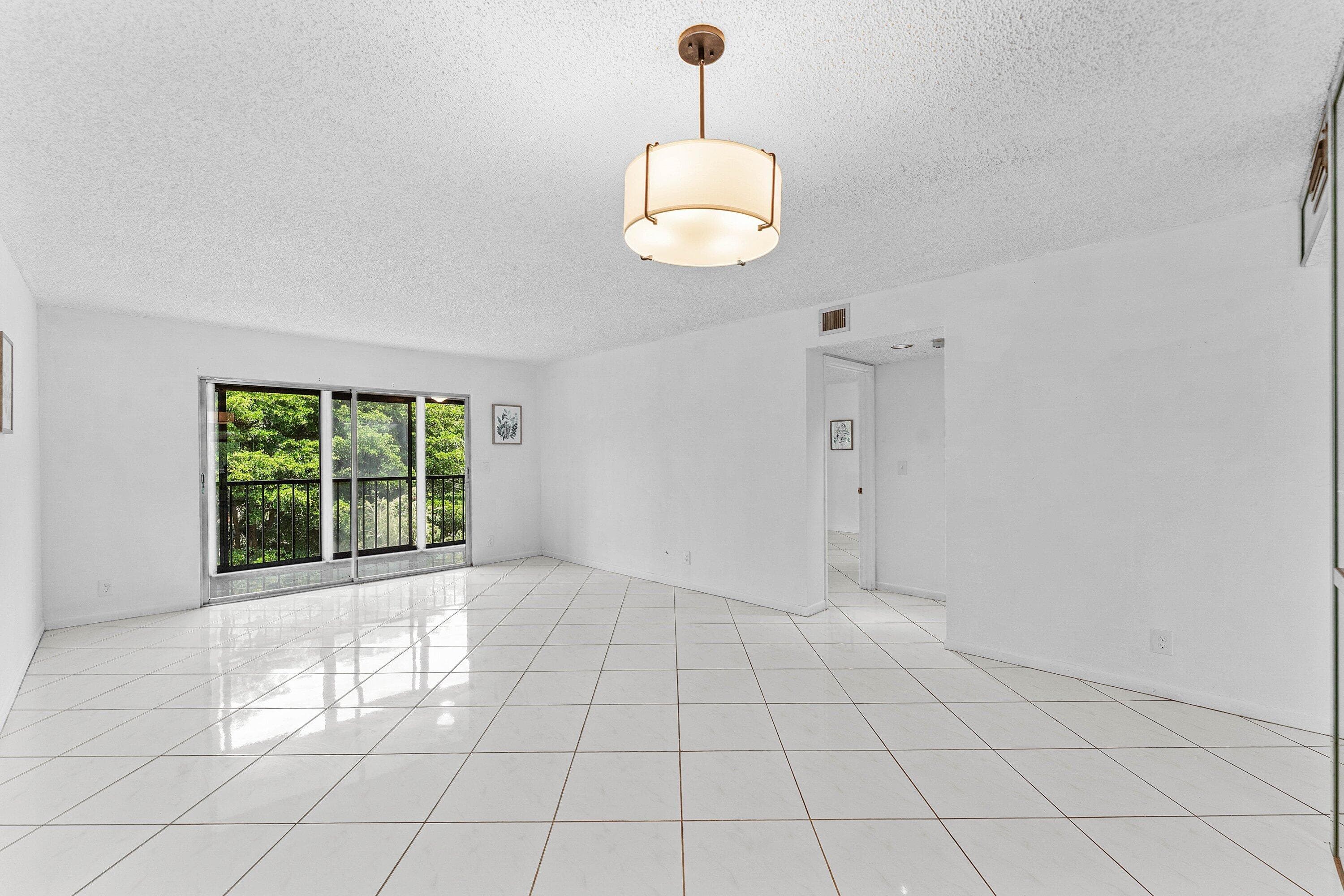 7301 Amberly #402 Delray Beach FL 33446 — thumbnail 12 of 70