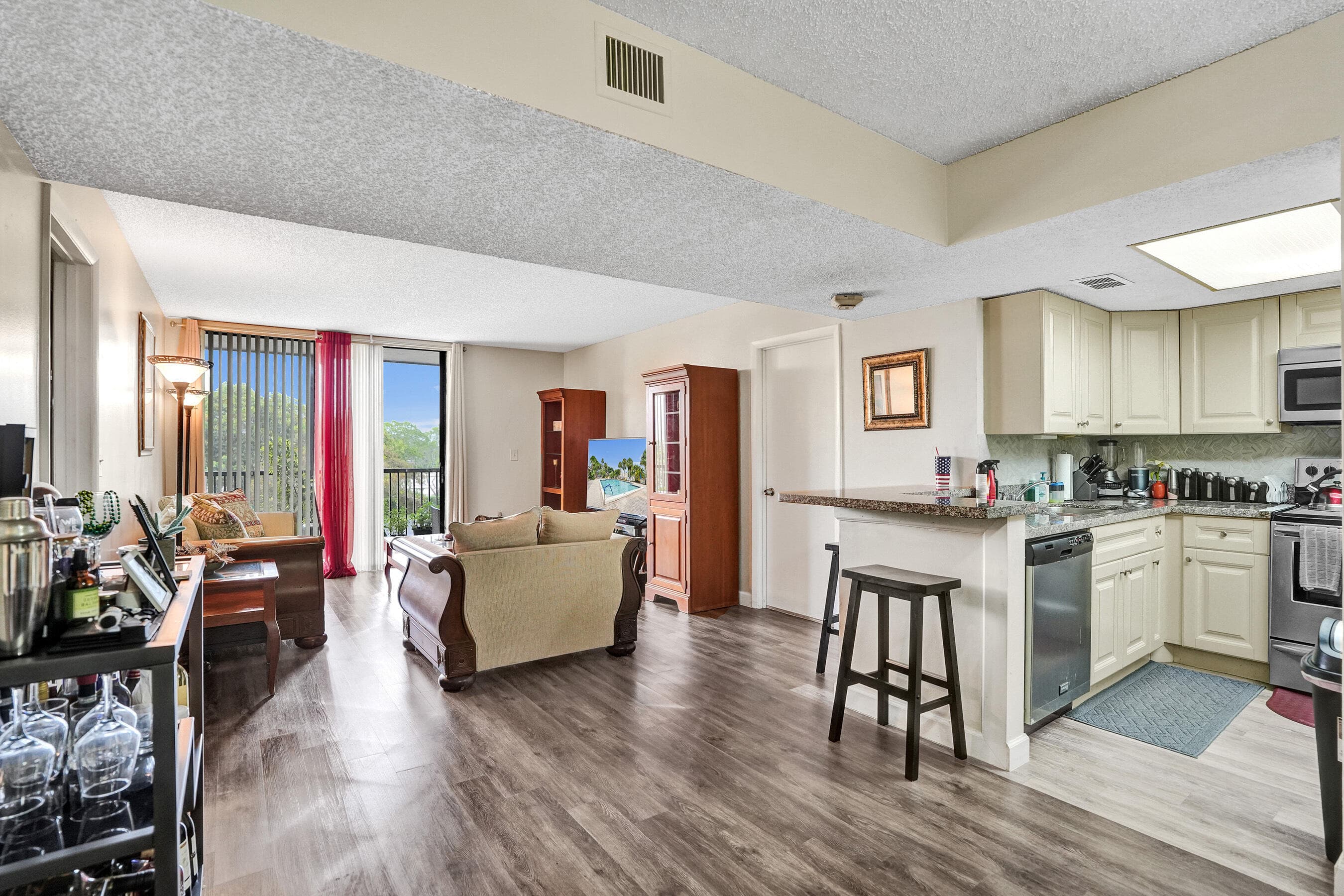 5570 44th #305a Lauderhill FL 33319 — photo 1