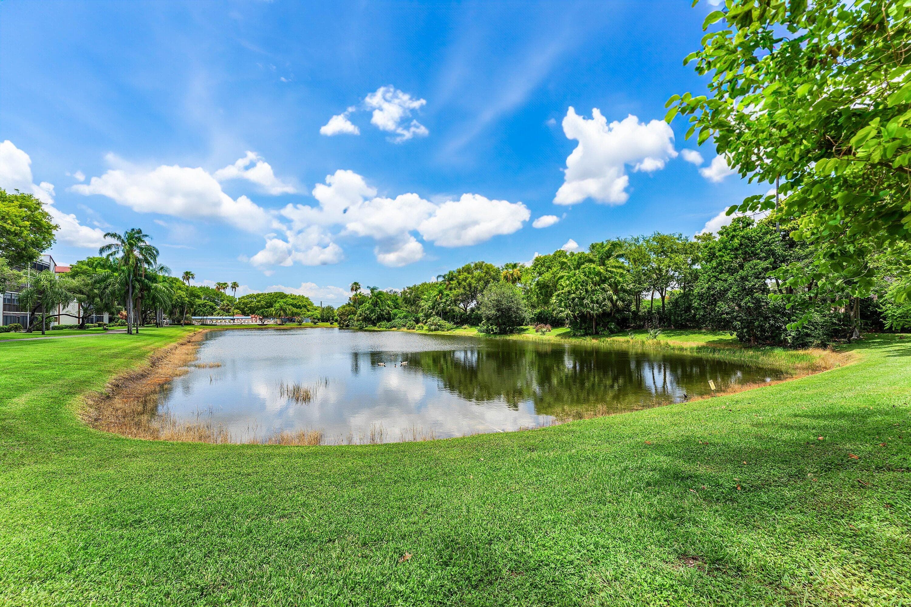 7301 Amberly #402 Delray Beach FL 33446 — thumbnail 52 of 70