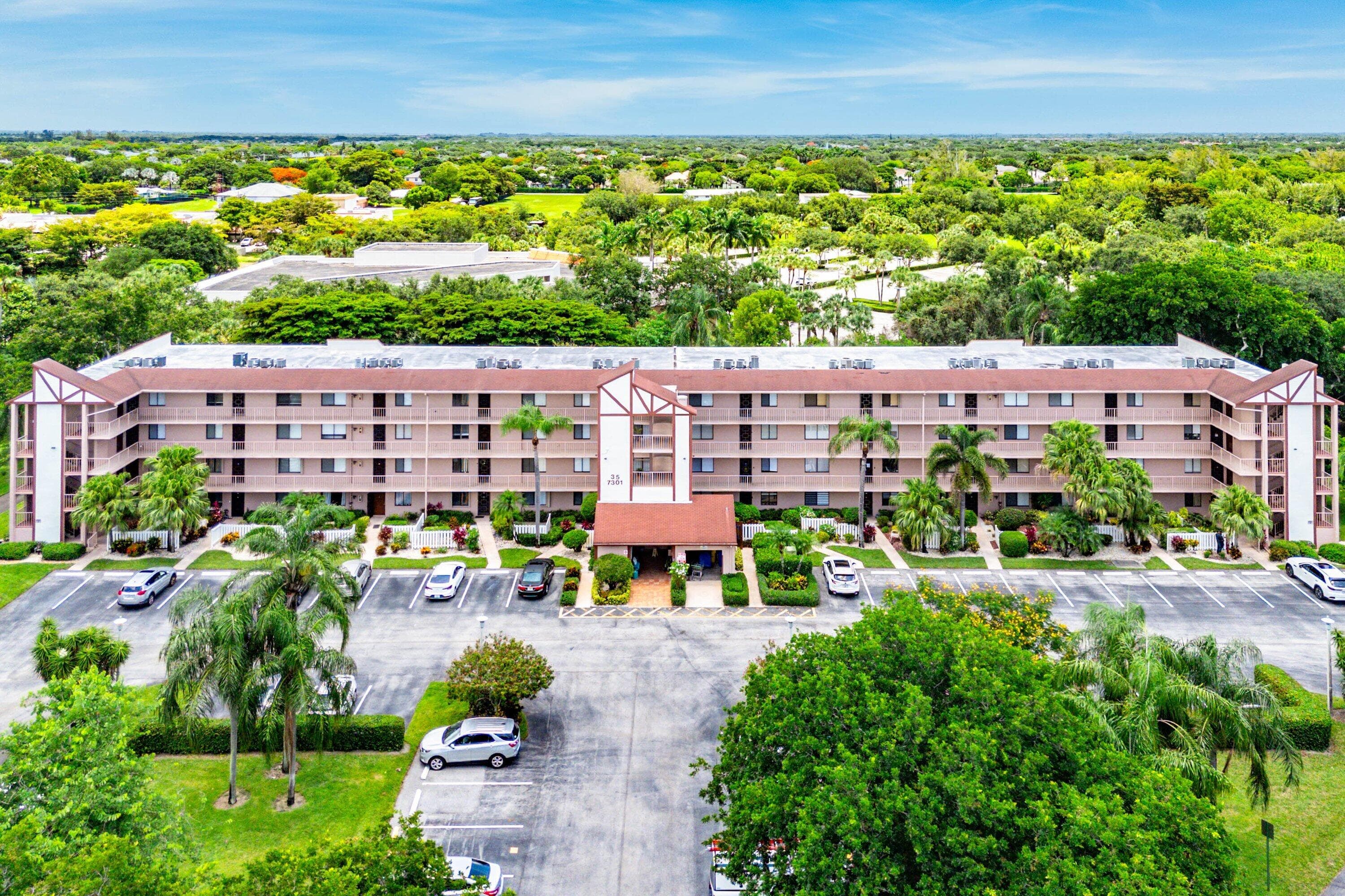 7301 Amberly #402 Delray Beach FL 33446 — thumbnail 54 of 70