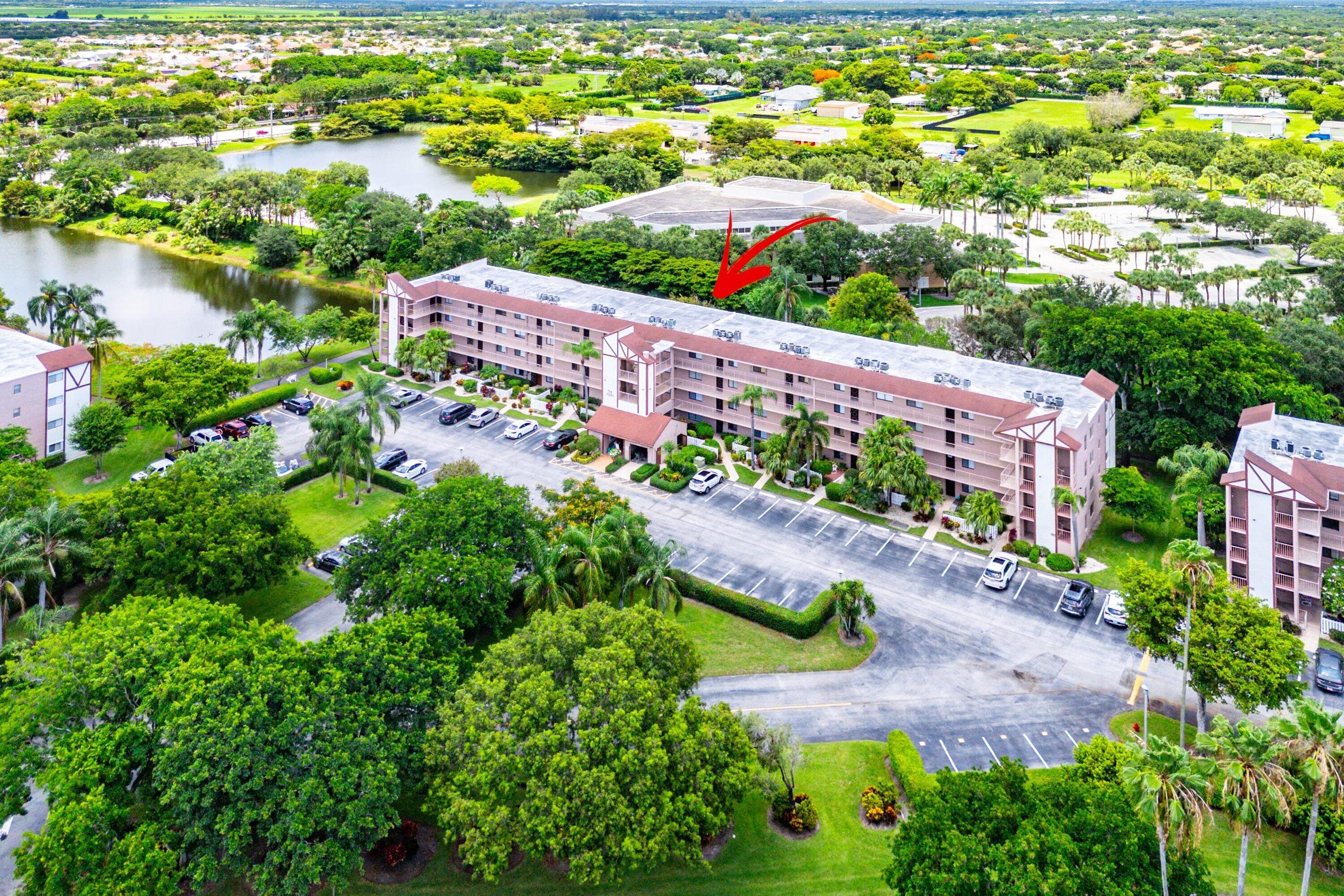 7301 Amberly #402 Delray Beach FL 33446 — thumbnail 56 of 70