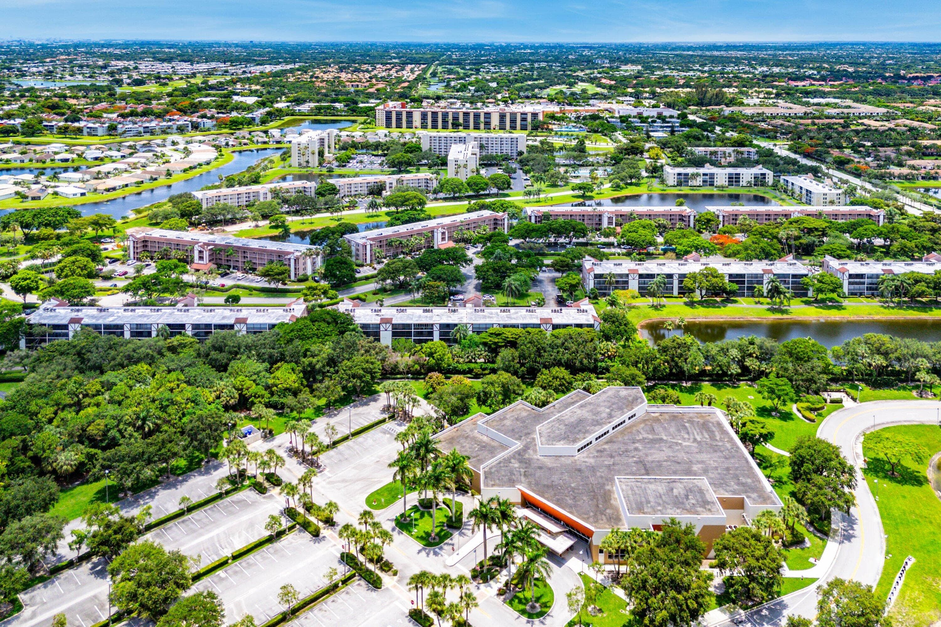 7301 Amberly #402 Delray Beach FL 33446 — thumbnail 65 of 70