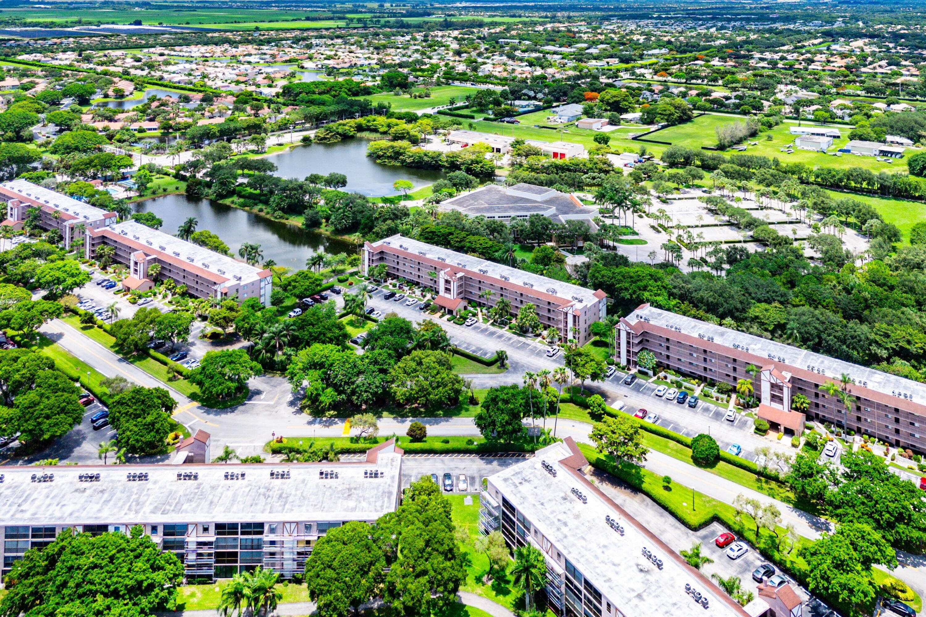 7301 Amberly #402 Delray Beach FL 33446 — thumbnail 70 of 70