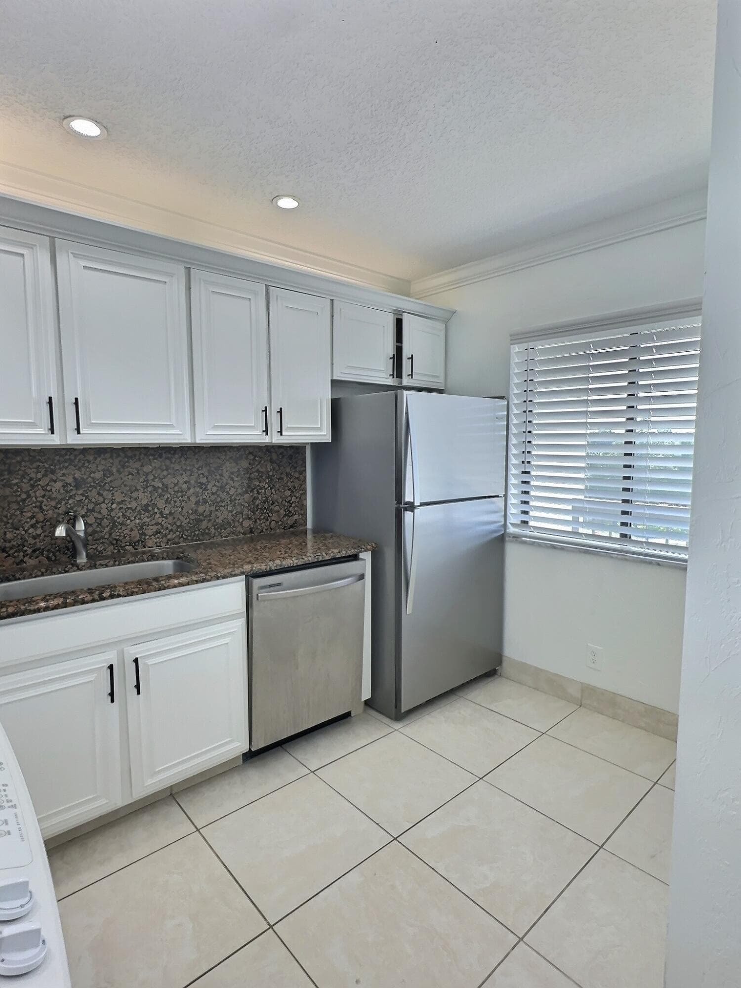 3050 Presidential #407 West Palm Beach FL 33401 — thumbnail 11 of 31