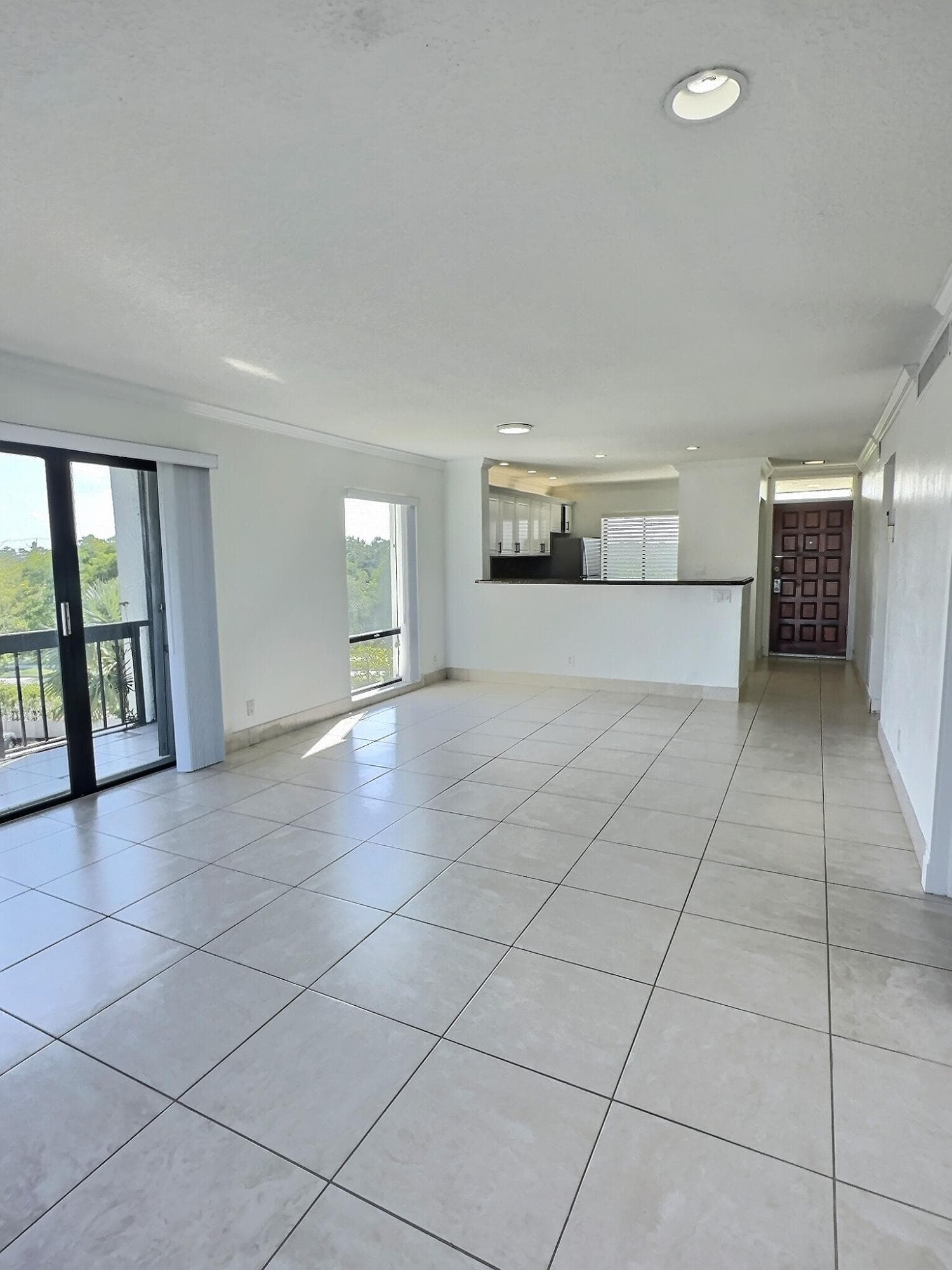 3050 Presidential #407 West Palm Beach FL 33401 — thumbnail 12 of 31