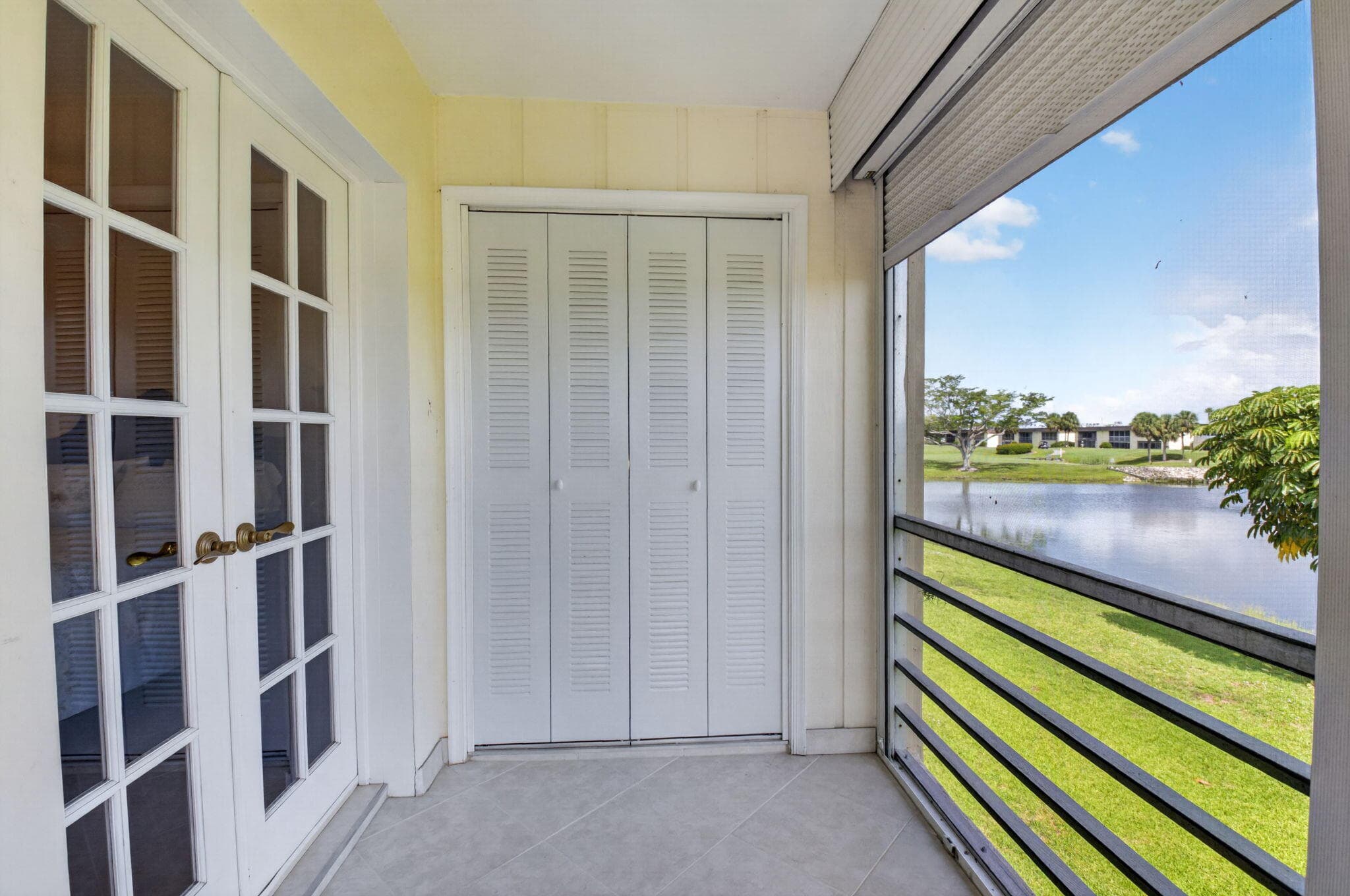 323 Capri G #323 Delray Beach FL 33484 — thumbnail 18 of 39